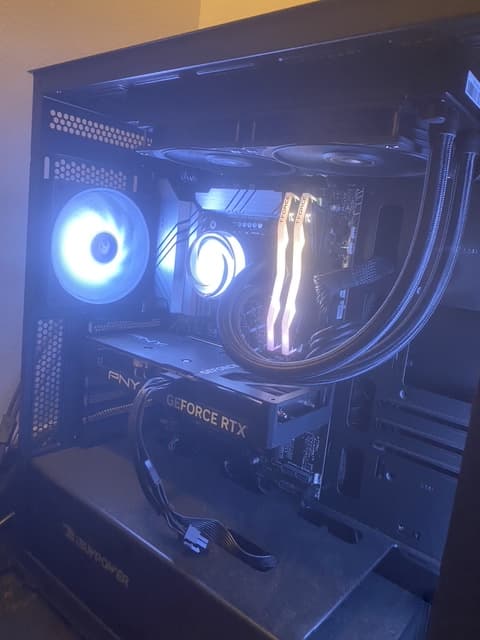 Intel Core 14th Gen Pro Gaming PC (iBUYPOWER)