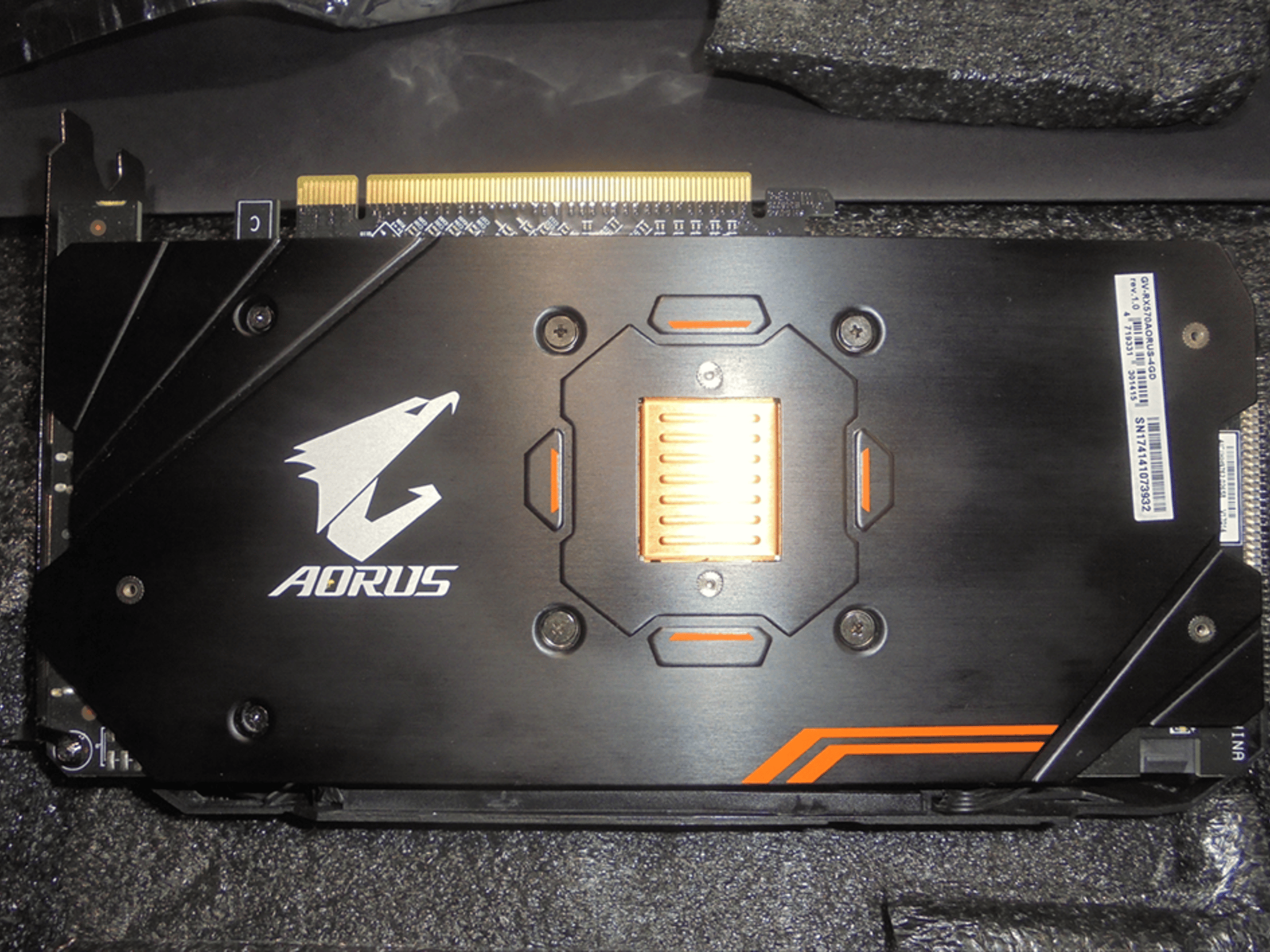 Gigabyte AORUS Radeon RX570 4G/Very Clean Like New Open Box Condition