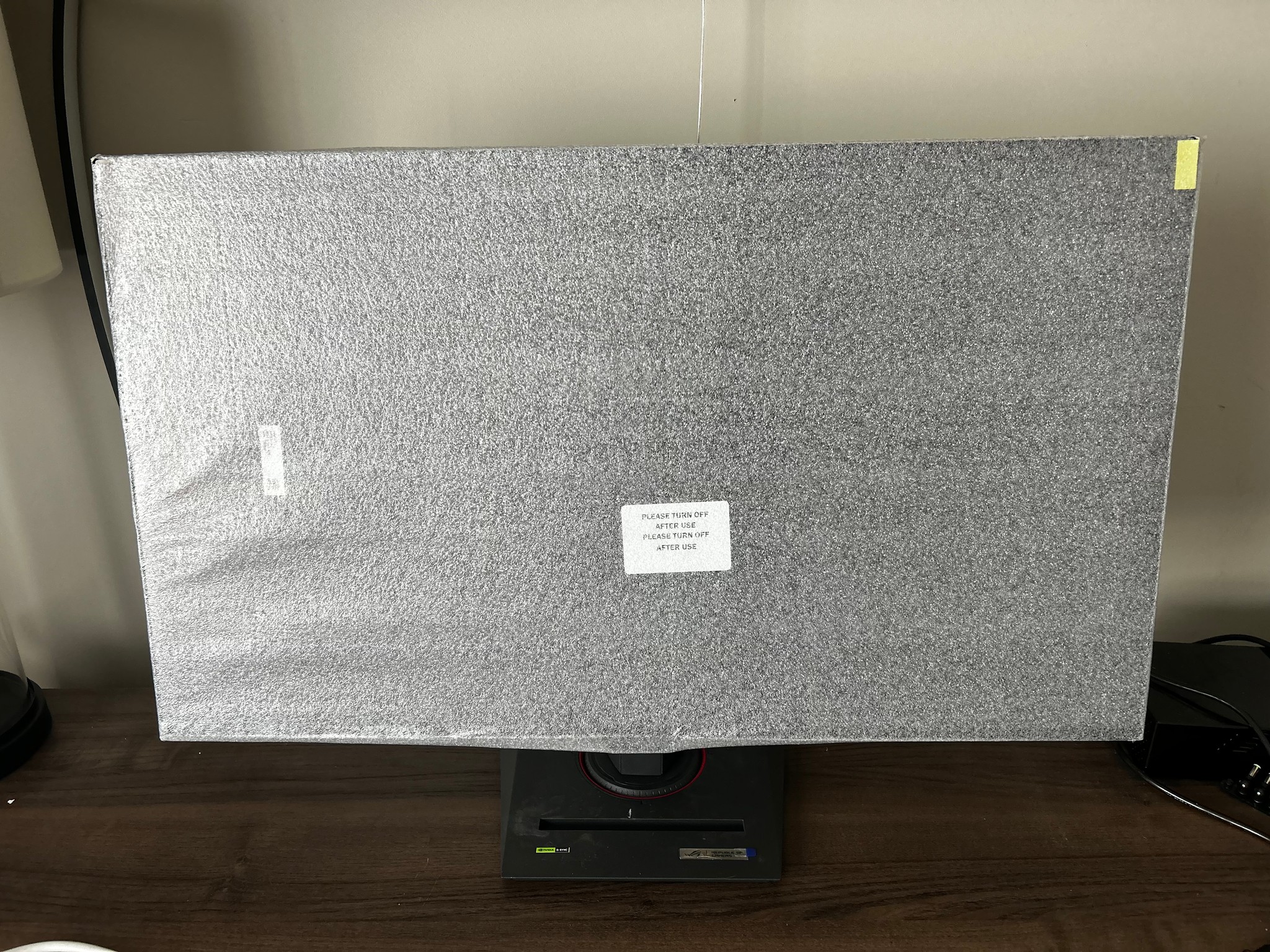 NEW ASUS ROG Strix 32" QD-OLED 4K (3840x2160) (165Hz) Gaming Monitor (XG32UCDS)