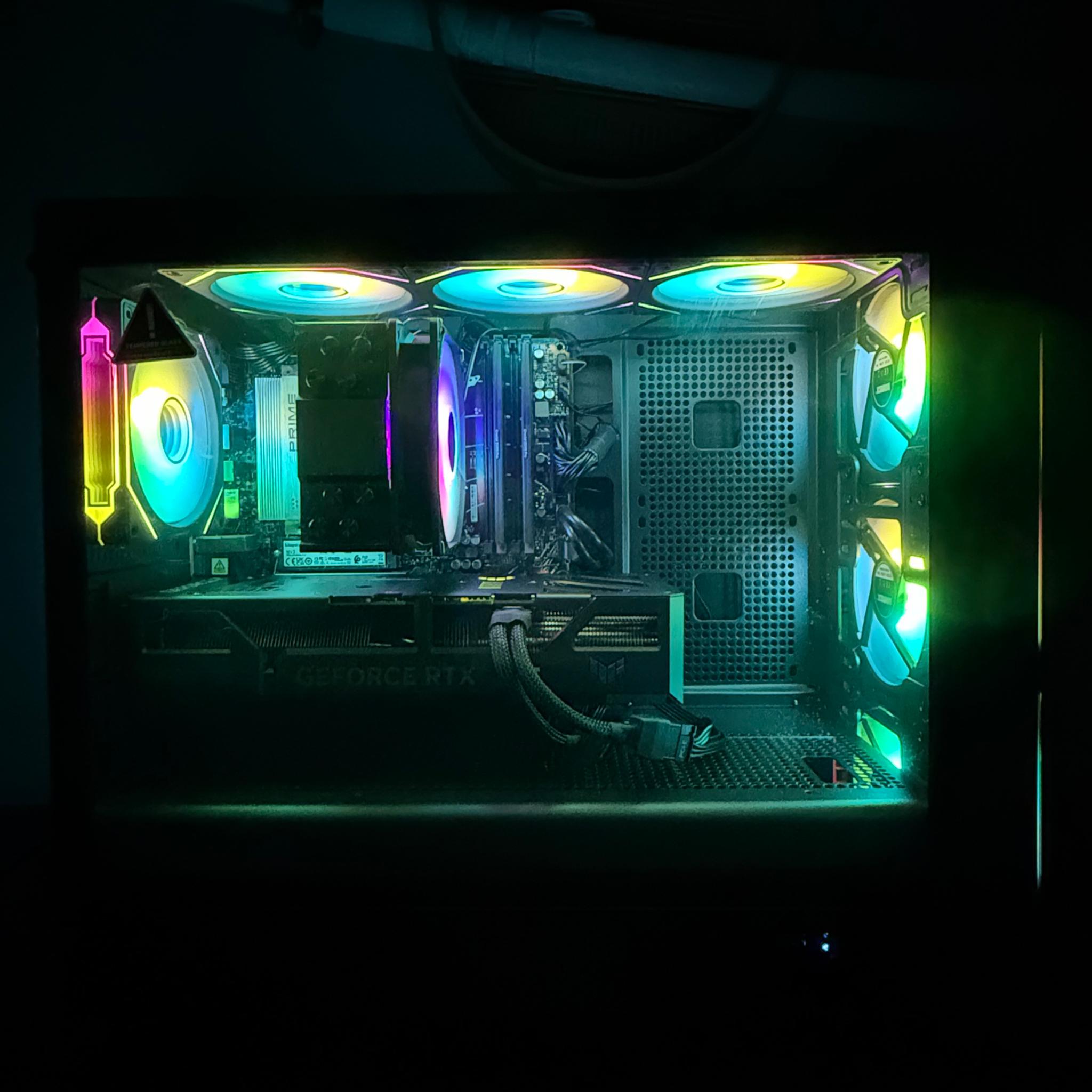 Walnut Wood Gaming PC - Geforce RTX 5060 Ti - Ryzen 5 7600X - 32GB DDR5 - 1TB Nvme - Windows 11 Pro