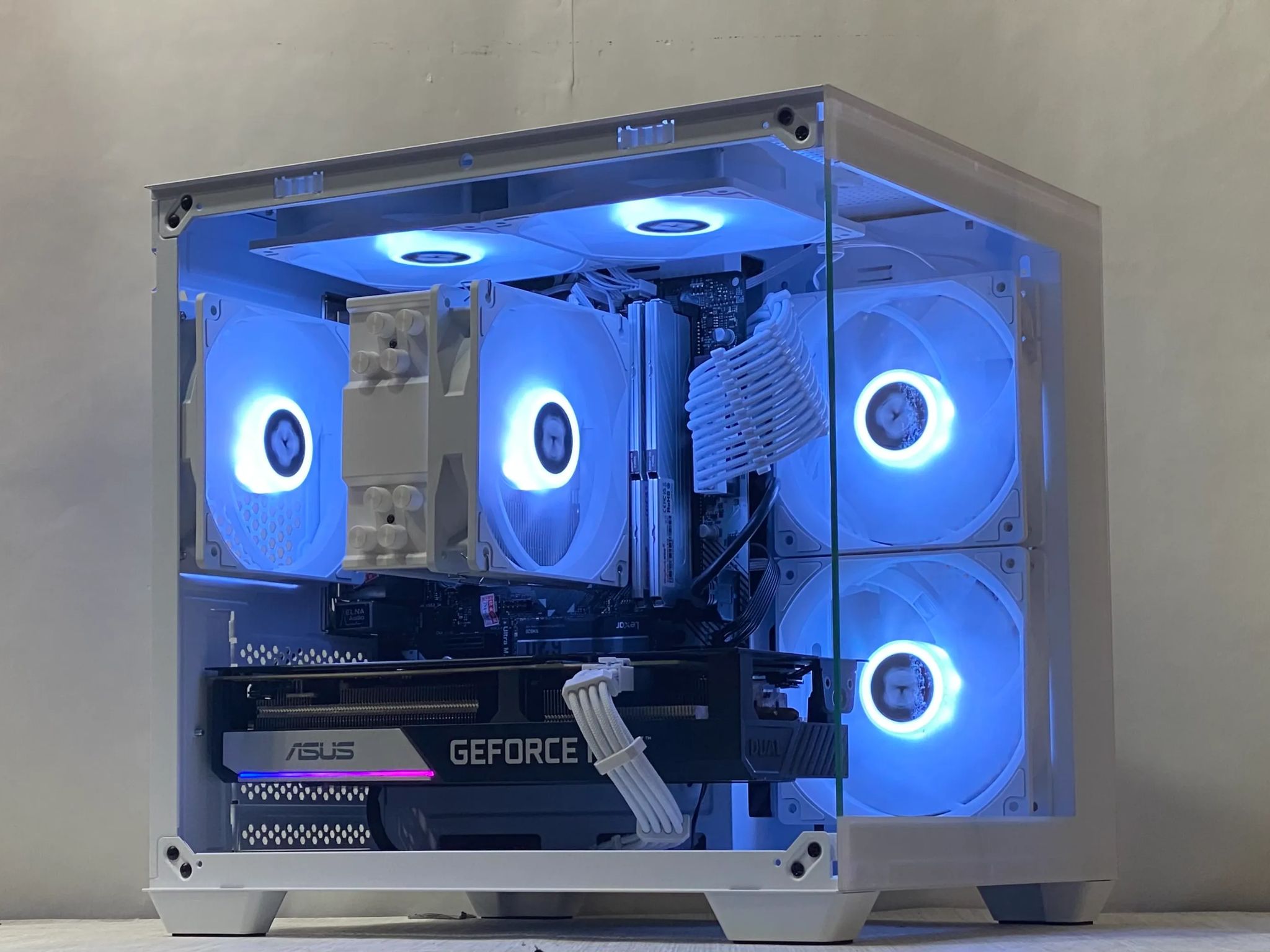 RTX 3060 Ti, Ryzen 5 5500, 16GB DDR4, 1TB NVMe SSD, WiFi - Custom Gaming PC