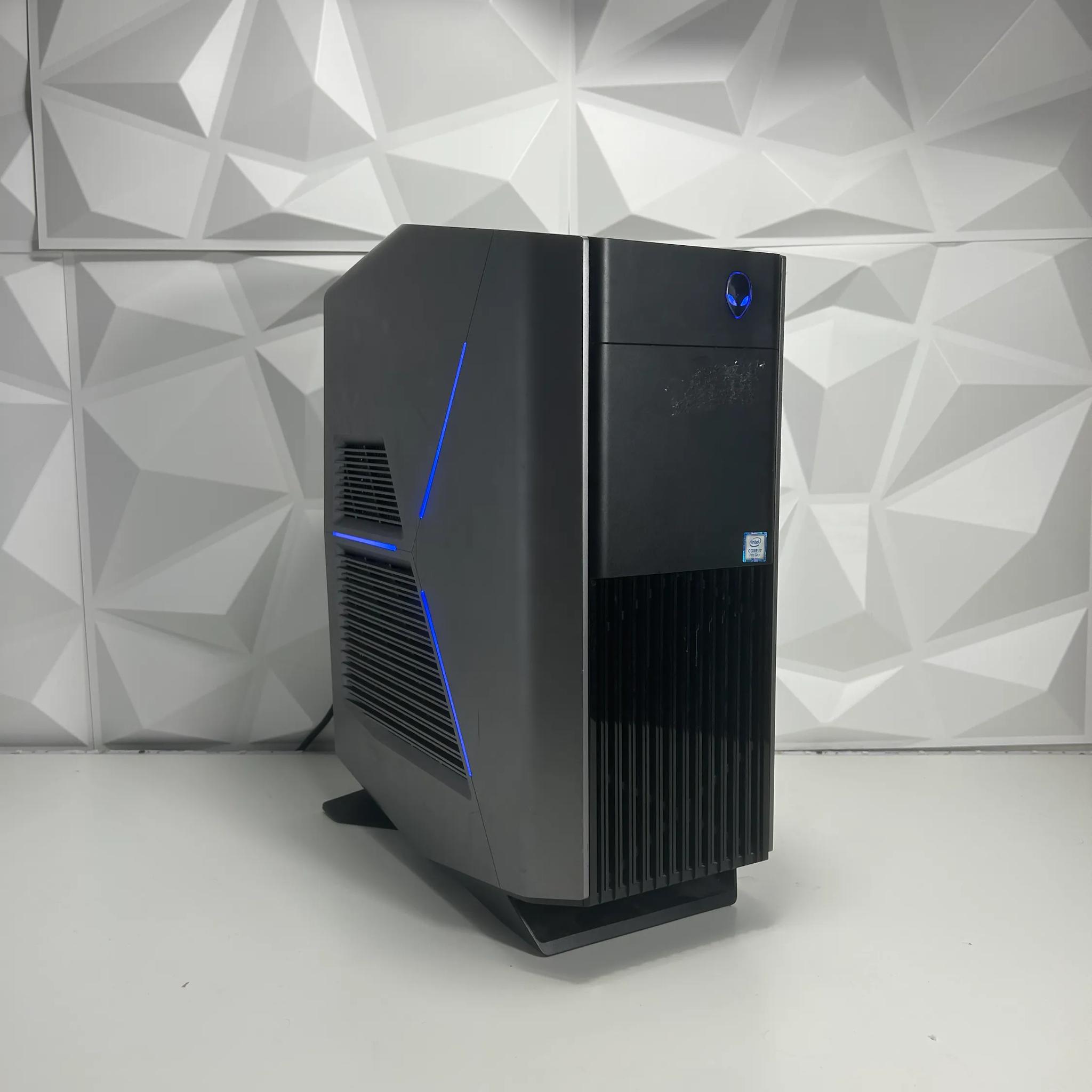 👽ALIENWARE👽 Gaming PC GTX 1080 Ti / Intel Core i7 7700K/ 16GB DDR4