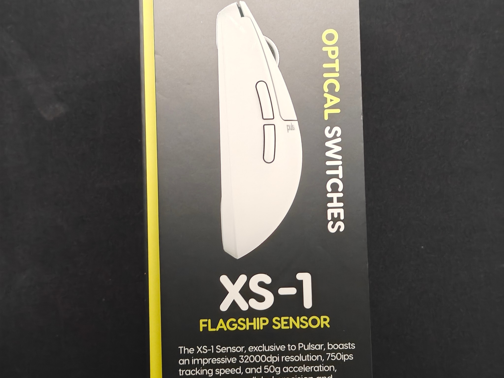 Pulsar X2 Crazy Light Wireless 8K Uyuni White Mouse, Size 1 Mini