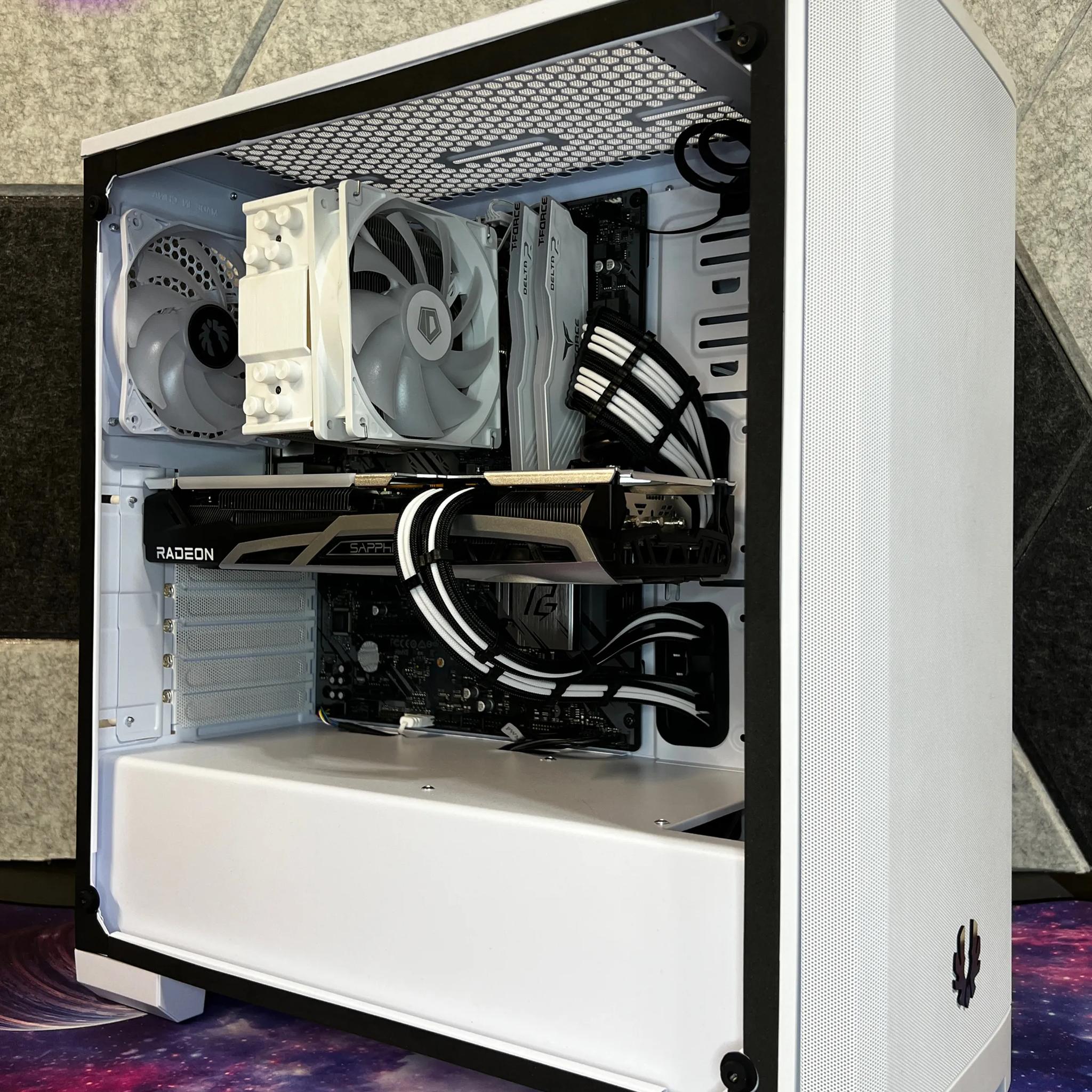Domino v2 || AMD Ryzen 5 5600 w/ Sapphire Nitro+ RX 6700 XT