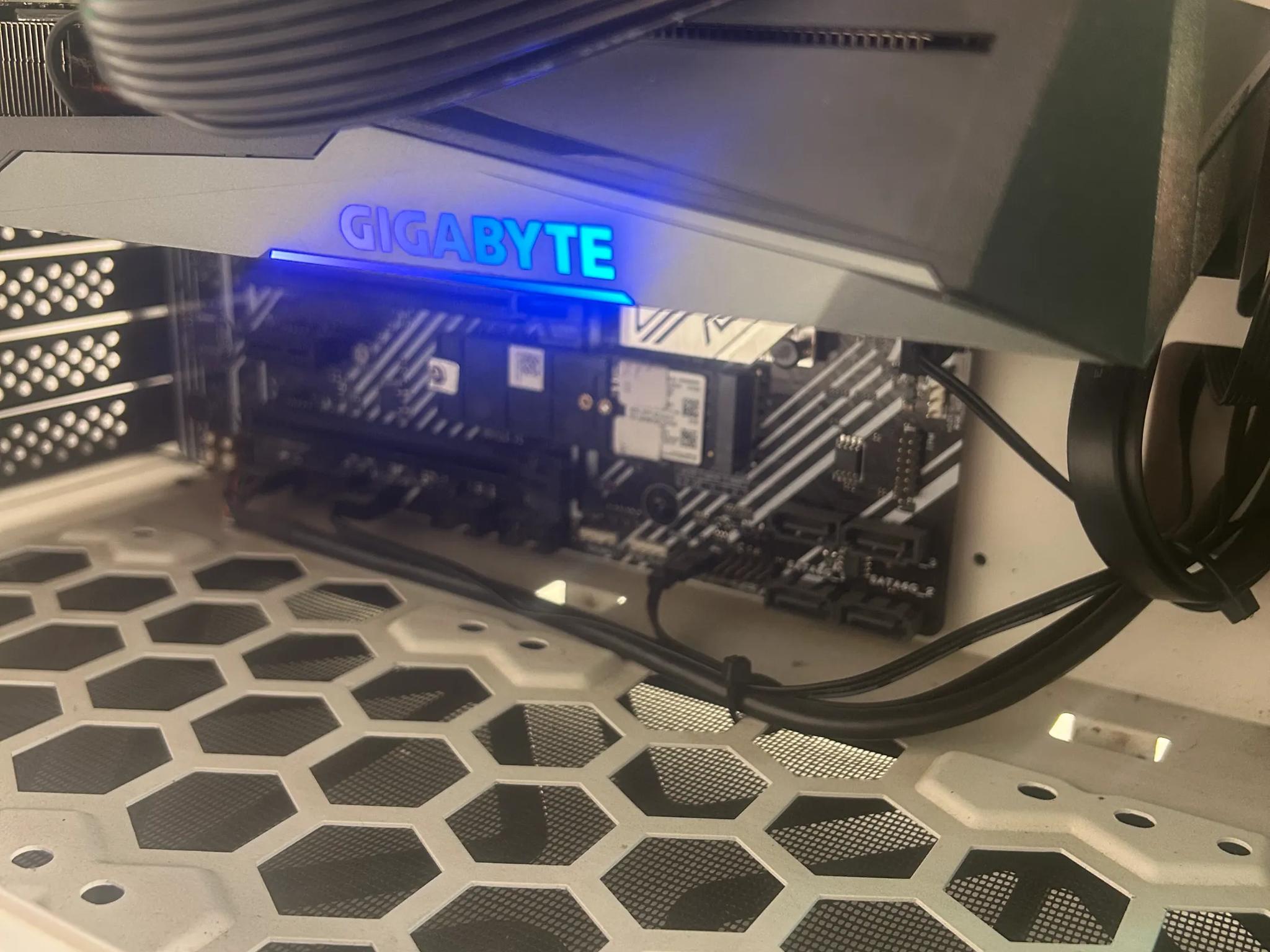 🧊//Grizzly Peak// -Intel Core i7 11700F, RTX 3060 12GB, 16GB, 512GB SSD🥶🧊