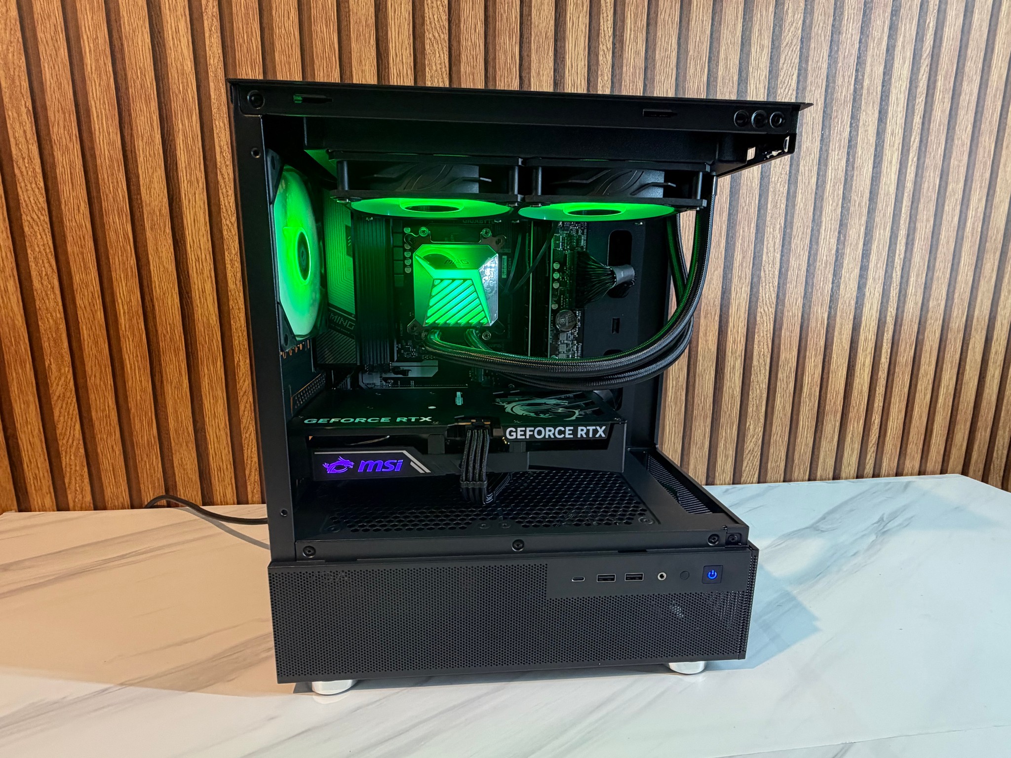 RTX 5060 | RYZEN 5 5500 | 16GB DDR4 | 500GB SSD | 240MM AIO