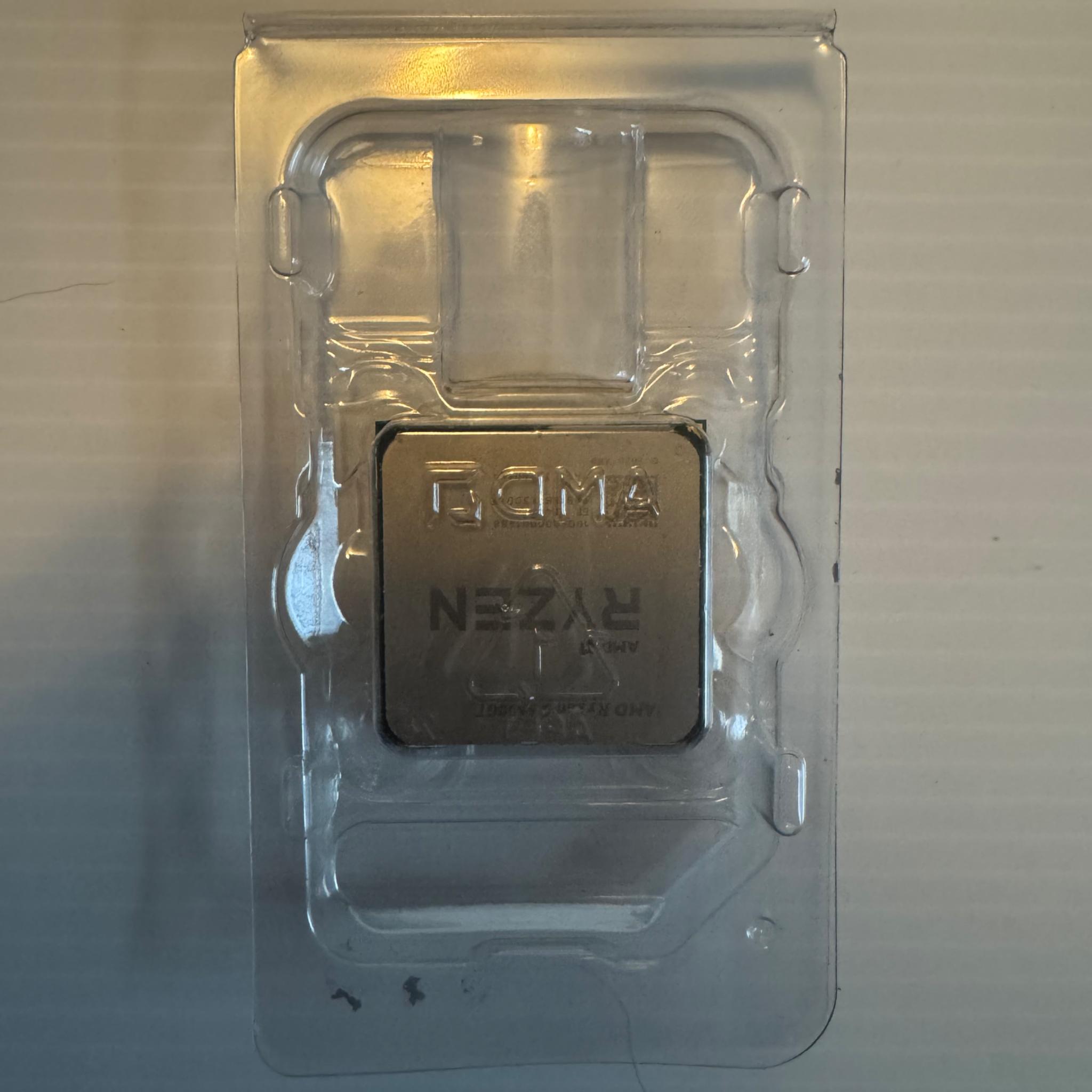 AMD Ryzen 5 5600GT USED: PERFECT CONDITION