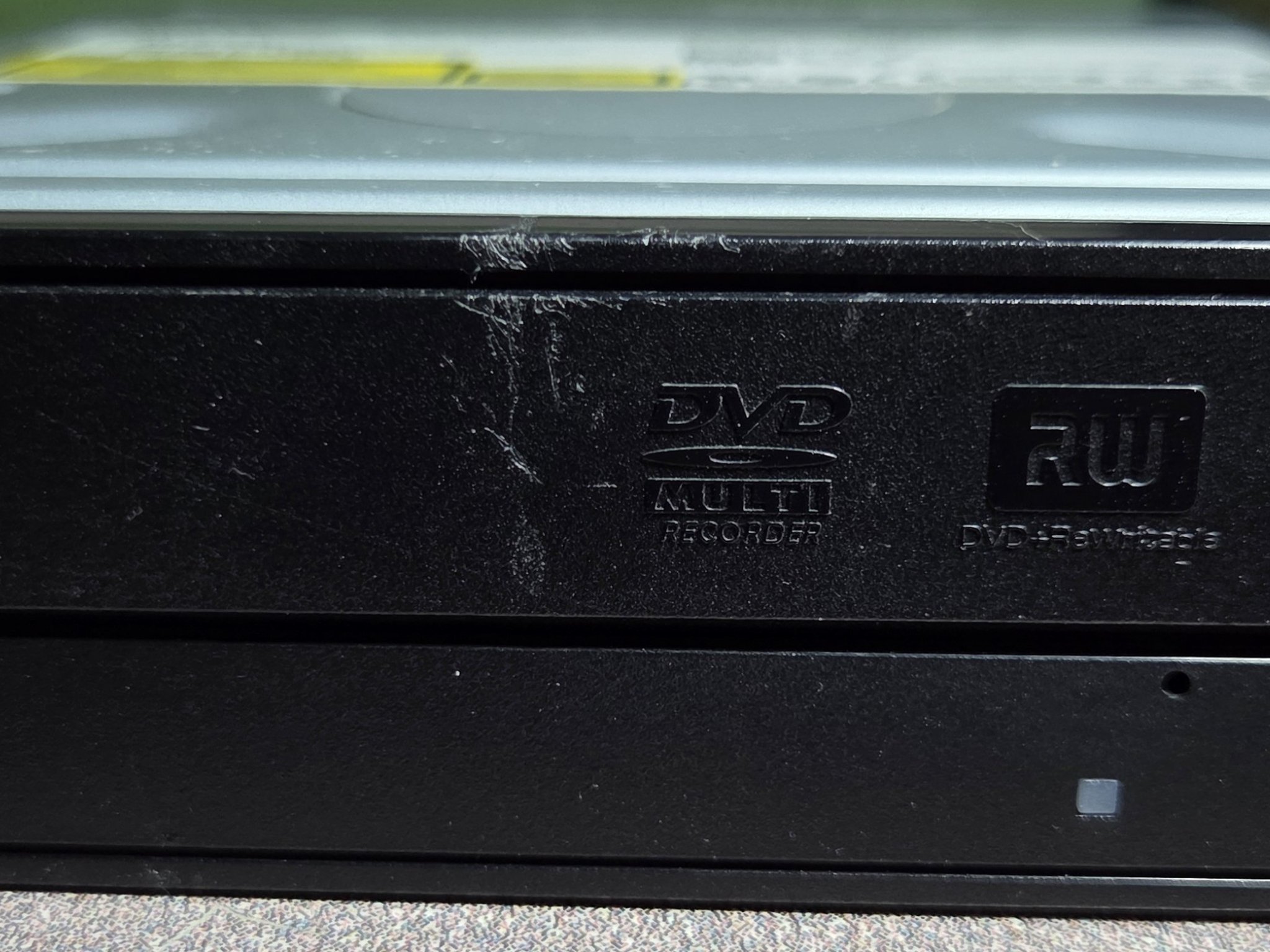 HL Data Storage DVD Rewriter GH30N