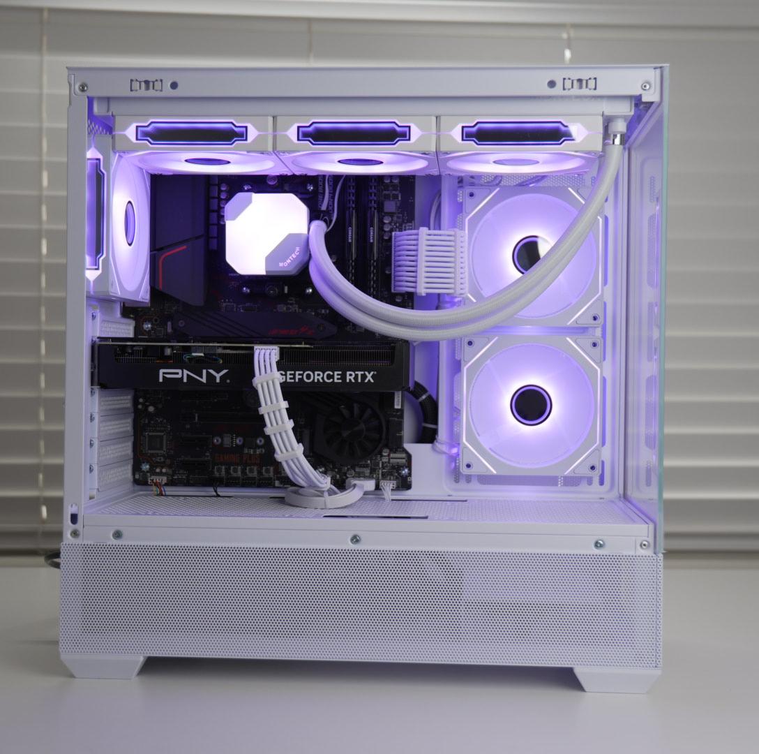 RTX 4070 | RYZEN 7 5800XT | 32GB RAM | 1TB SSD | Windows 11 | Gaming Pc