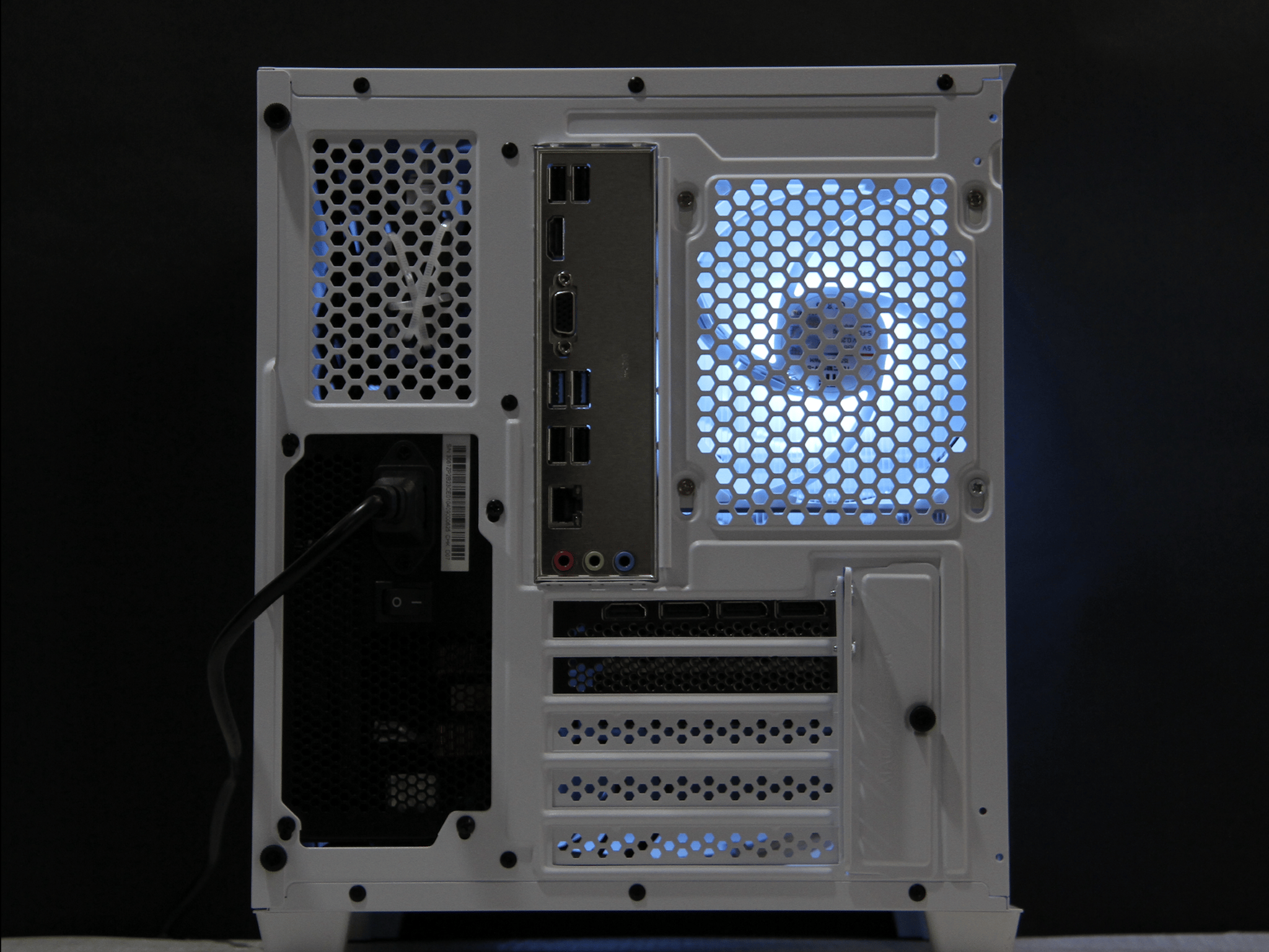 RTX 3080, Ryzen 7 3700X, 32GB DDR4, 1TB NVMe SSD, WiFi - Custom Gaming PC