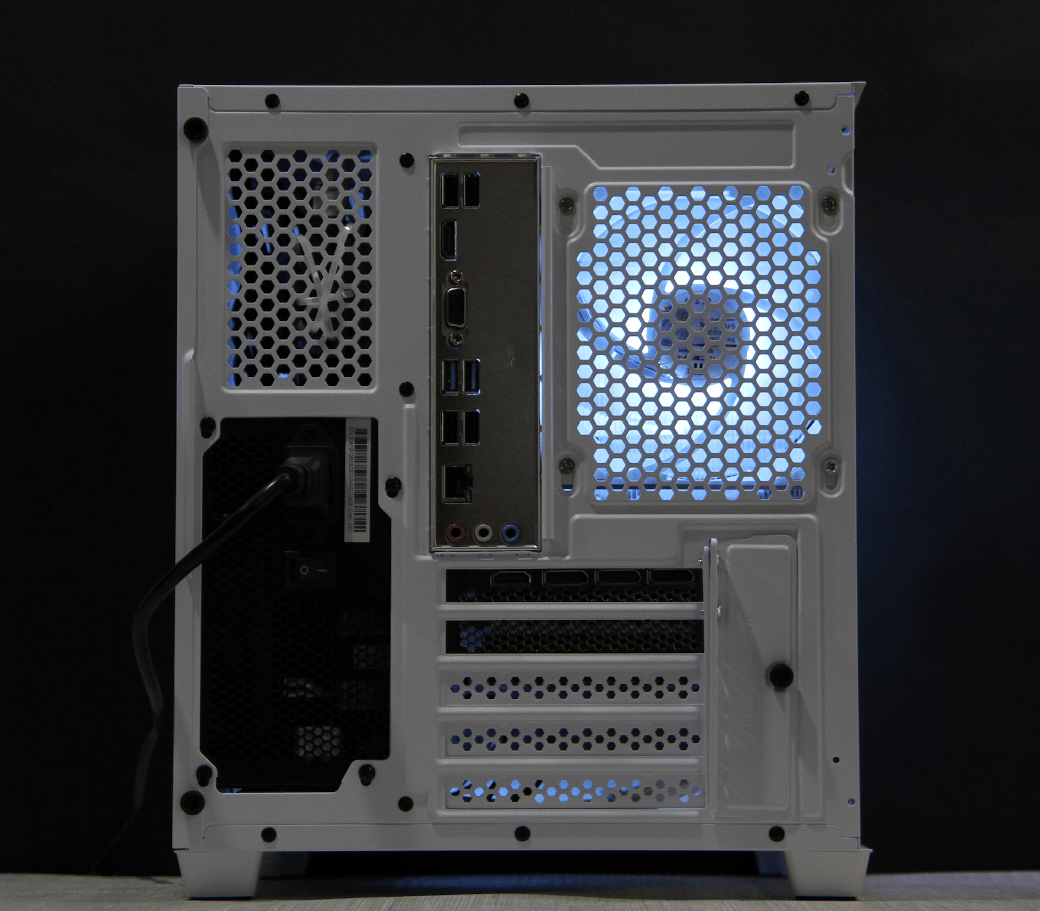 RTX 3080, Ryzen 7 3700X, 32GB DDR4, 1TB NVMe SSD, WiFi - Custom Gaming PC