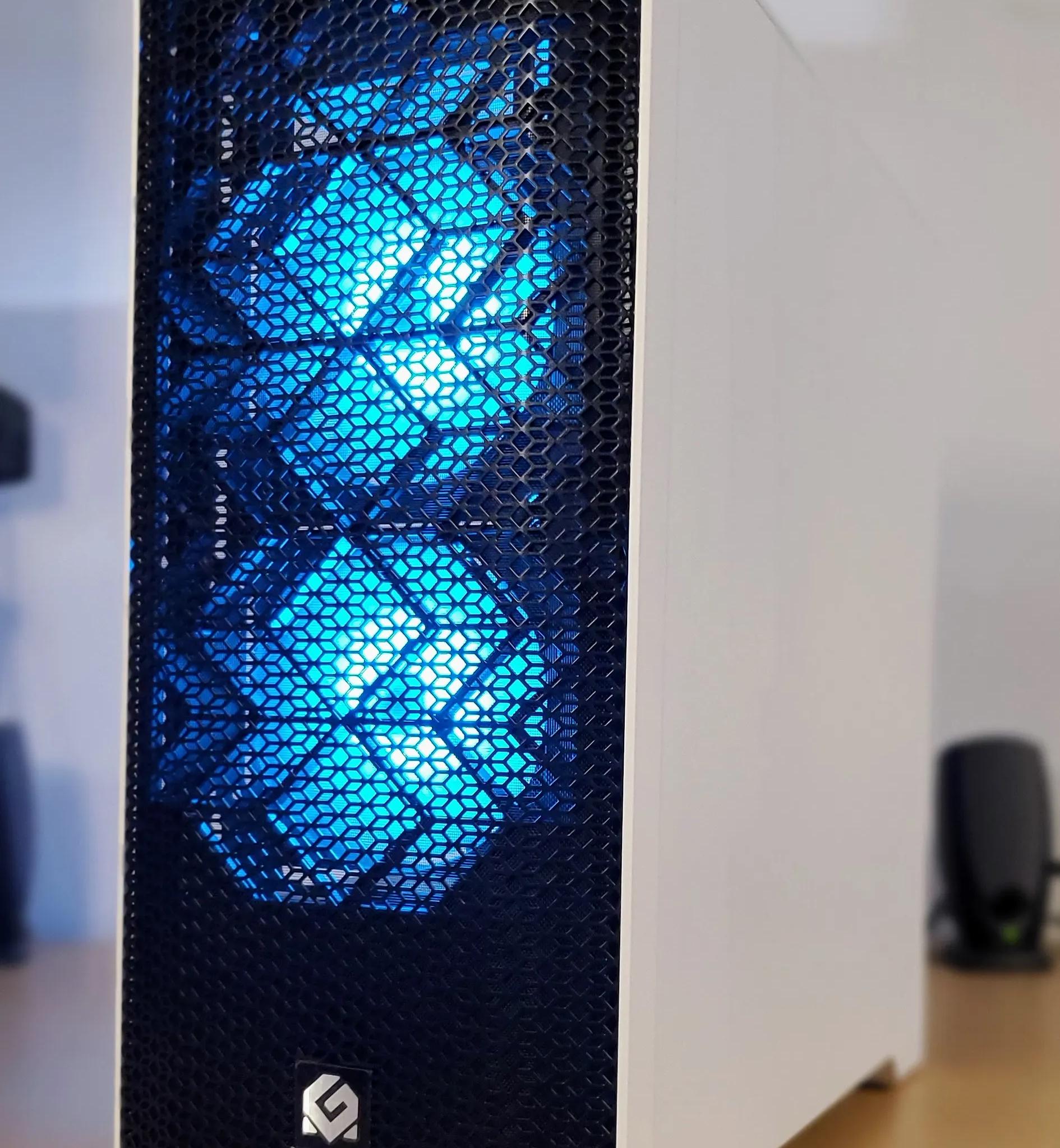 RTX 3060 12GB | Ryzen 5 3600 White and Black WIFI Edition