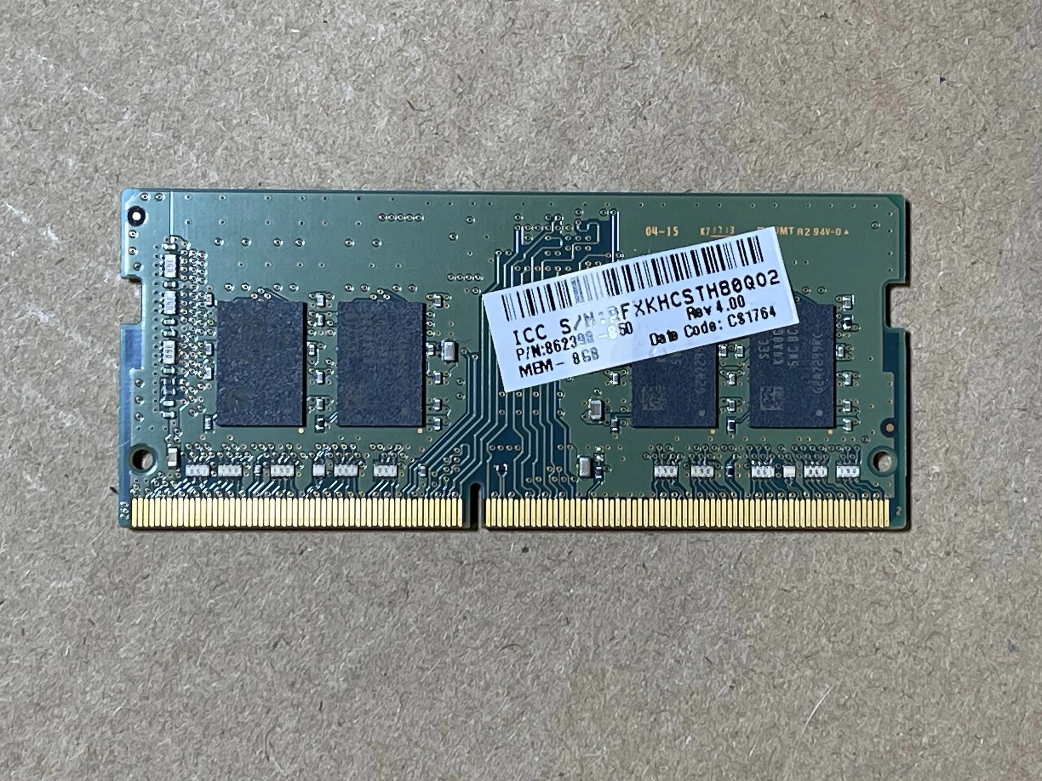 SAMSUNG M471A1K43CB1-CRC 8GB DDR4 2400 SO-DIMM