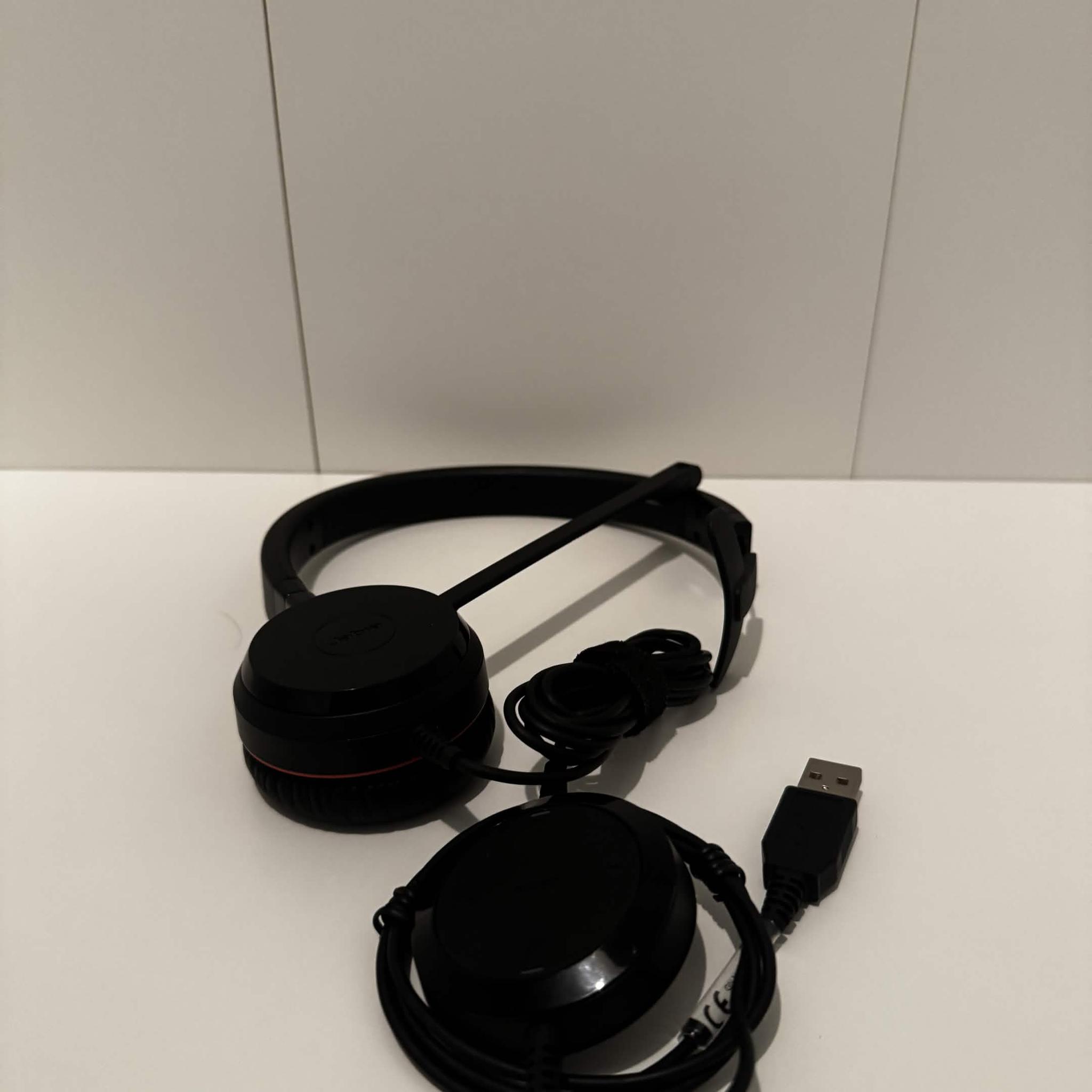 Jabra Evolve 20 SE USB-A Mono On-Ear Headset Boom Mic Noise Cancelling HSC016