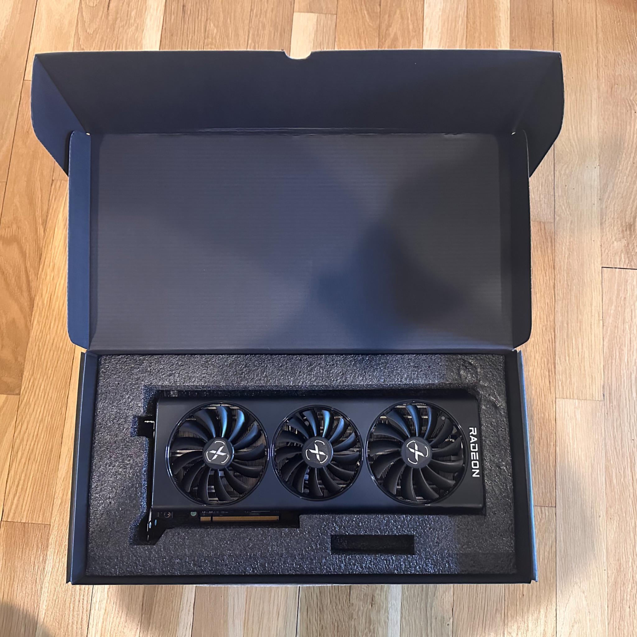 RX 6800 - XFX SWFT319 Speedster 16GB