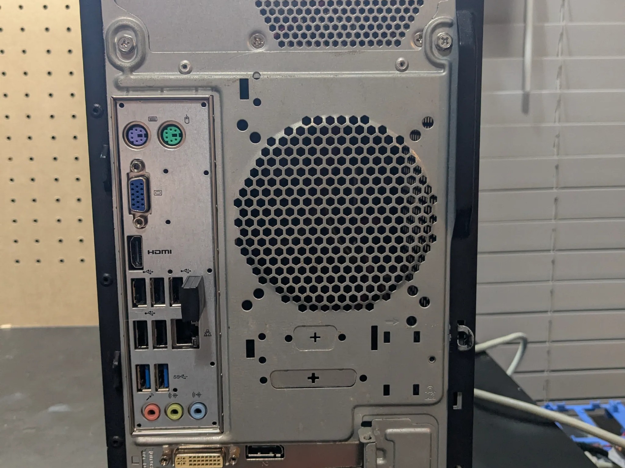 60 FPS Fortnite | 180 Day Warranty | Xeon E3 (i5-2400), 16GB RAM, 256 GBSSD, 2GB Nvidia, Win10, WiFi