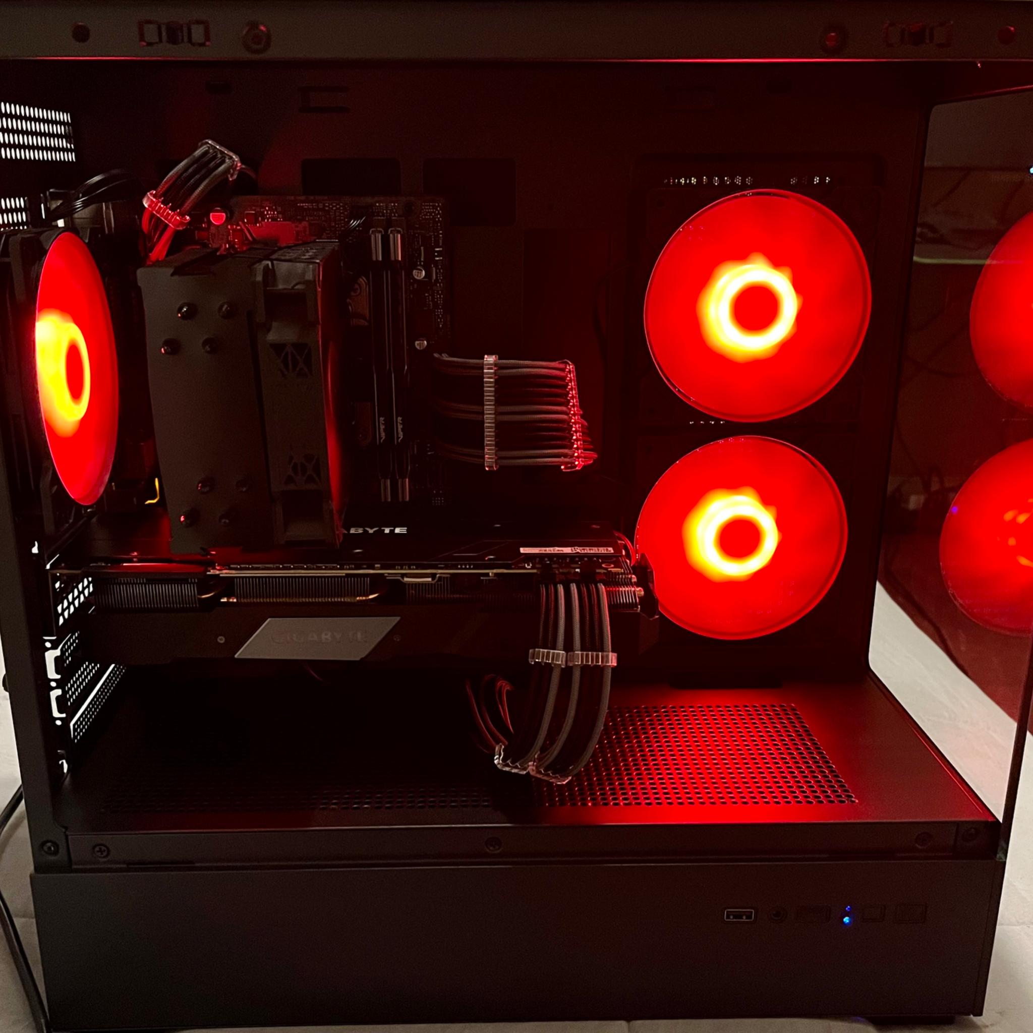 Mid Range Gaming PC |RTX 2080 // i7 9700K // 1TB NVME SSD|