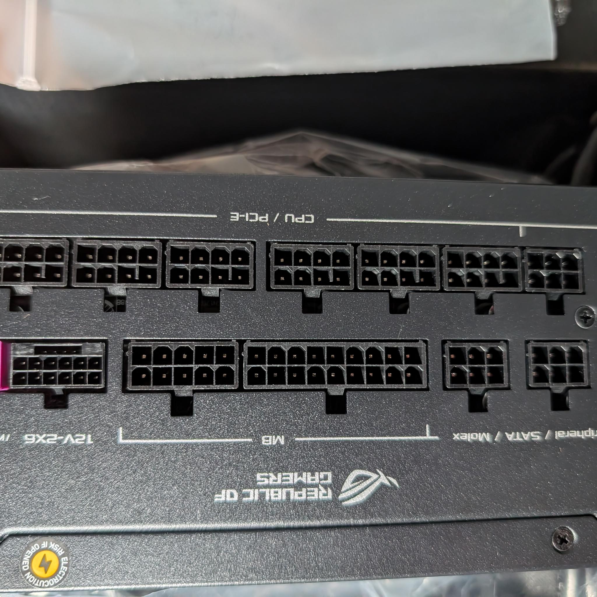 ASUS ROG Strix 1000W Platinum Power Supply