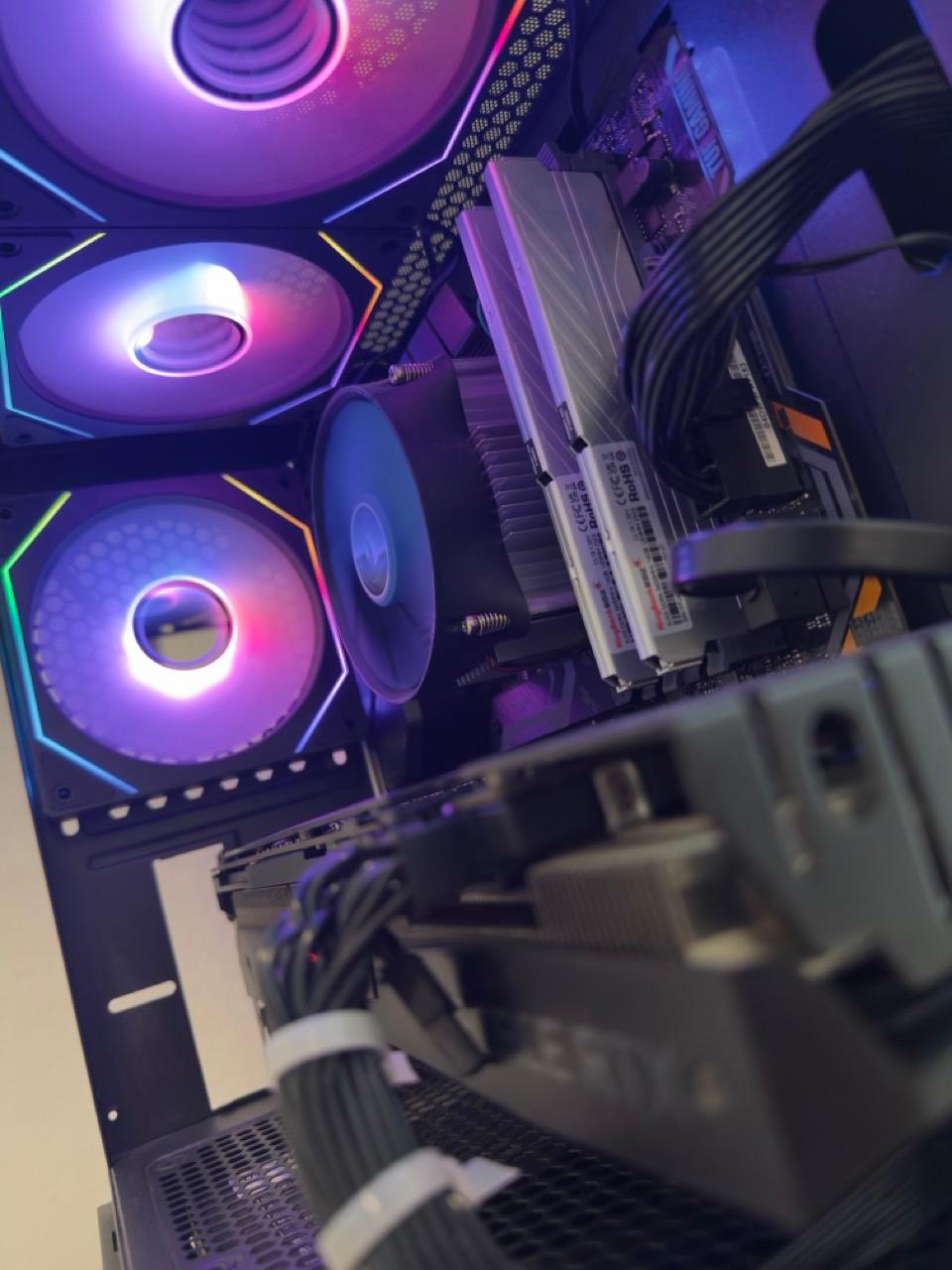 Custom Gaming PC Build (RTX 2070🔥, intel core i7, 32gb ram, 1tb storage👾)