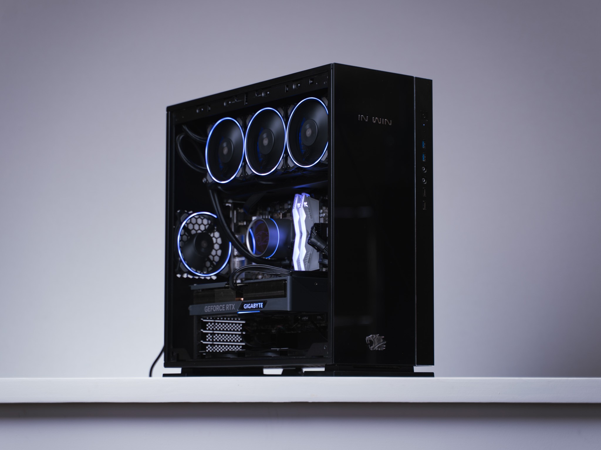 RTX 4070 Ti Ryzen 7 7700X 2TB 32GB Windows 11 Pro Gaming Workstation PC