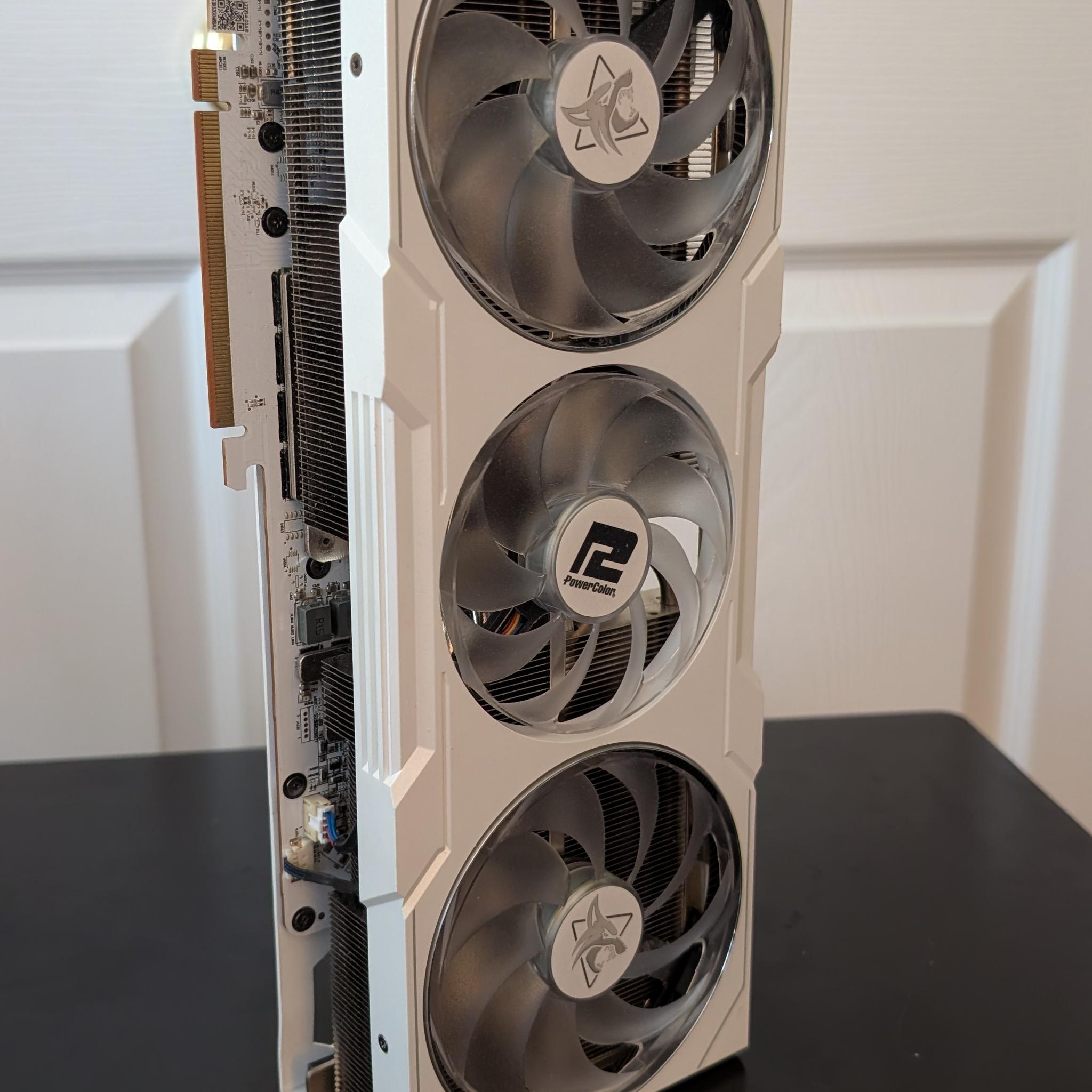 PowerColor Hellhound Spectral White Radeon RX 7900 XTX