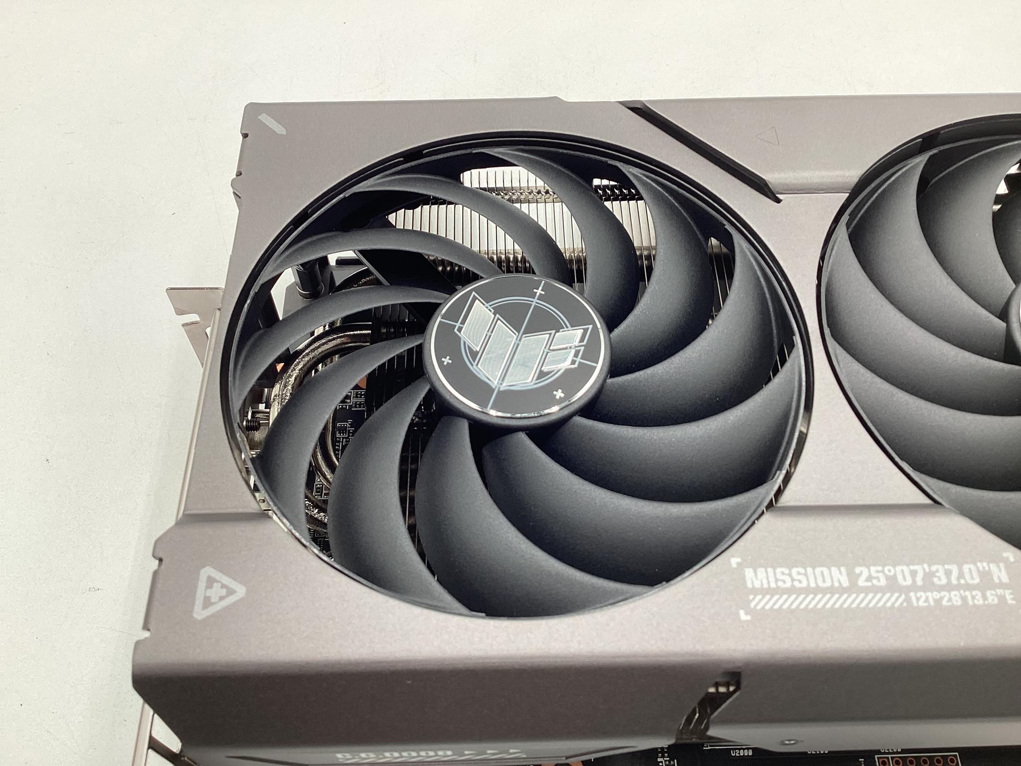 ASUS TUF Gaming Radeon™ RX 7800 XT OC Edition 16GB GDDR6 (PCIe 4.0, 12GB GDDR6, HDMI 2.1