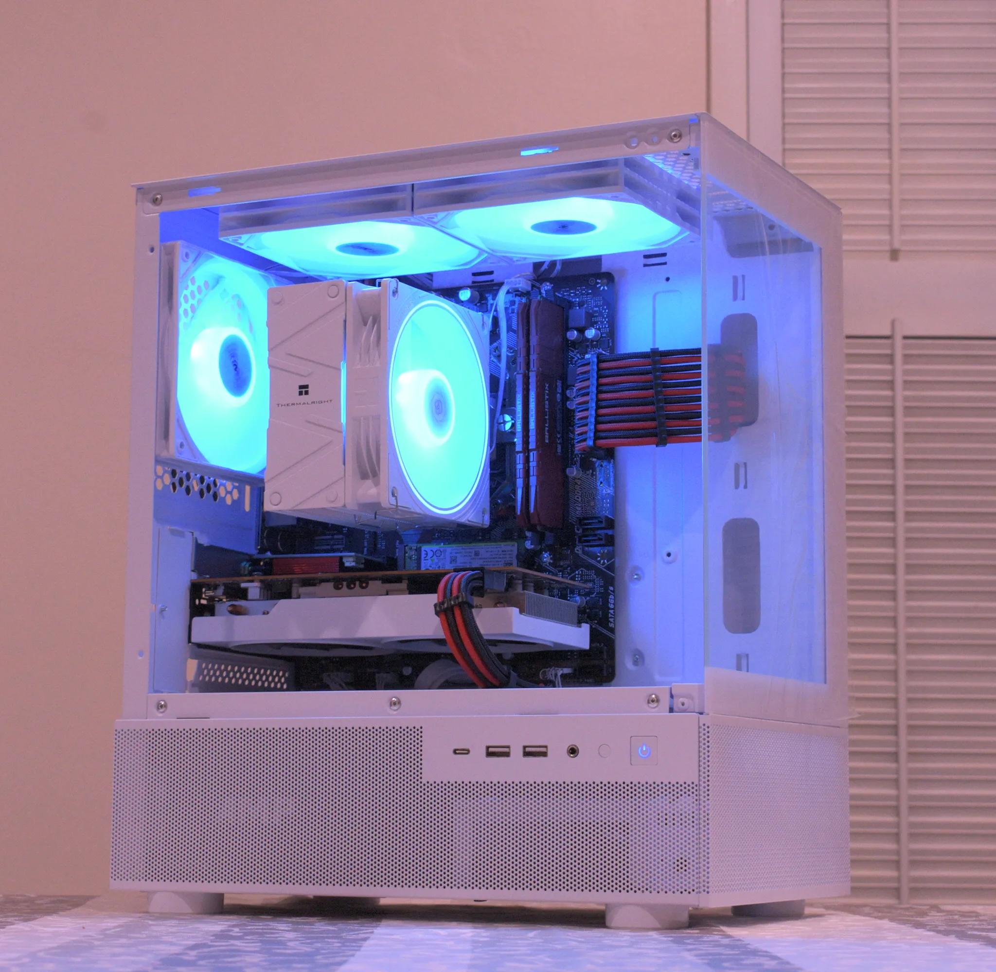 1080p Beast | Ryzen 5 3600 | RX 6600 8GB | 32GB DDR4 | 1TB nVME SSD | 1080p White/Red Gaming PC RGB