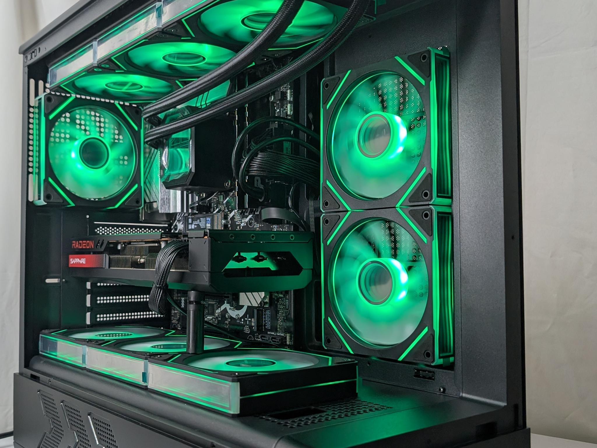 RX 7800XT | I5 12400F | 16GB DDR5 | 1TB NVME | 650W |