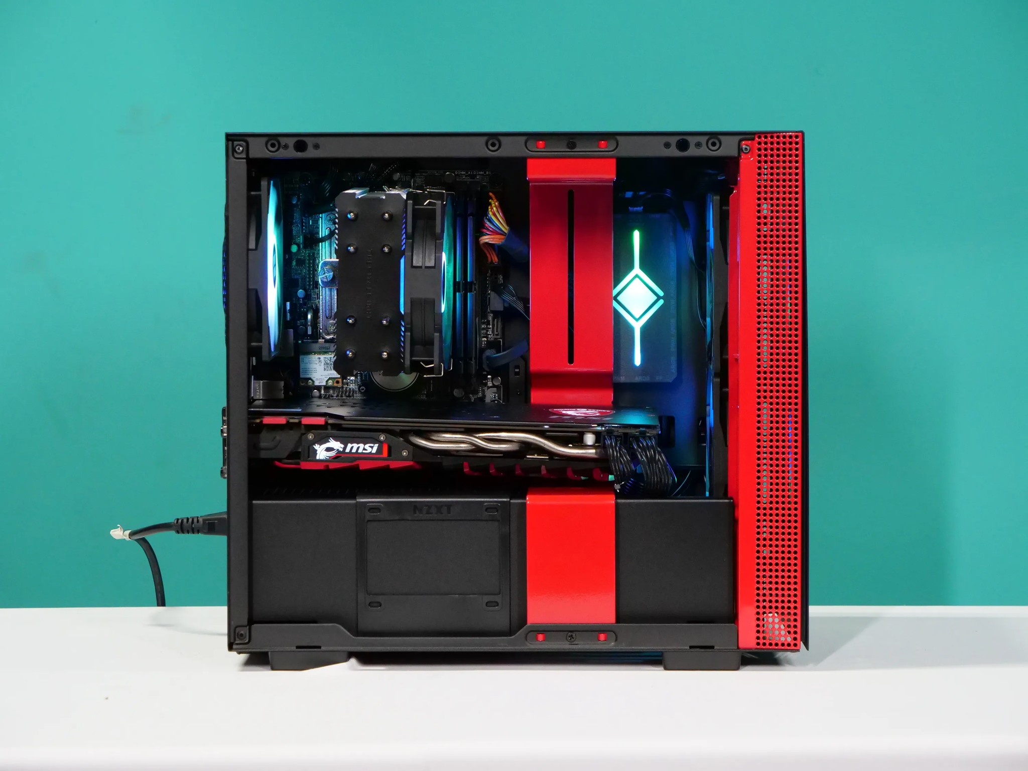 UCW Ready to Play H87 "he's just a lil guy" Build (i7-4790 + GTX 1070 8gb + 16gb RAM)