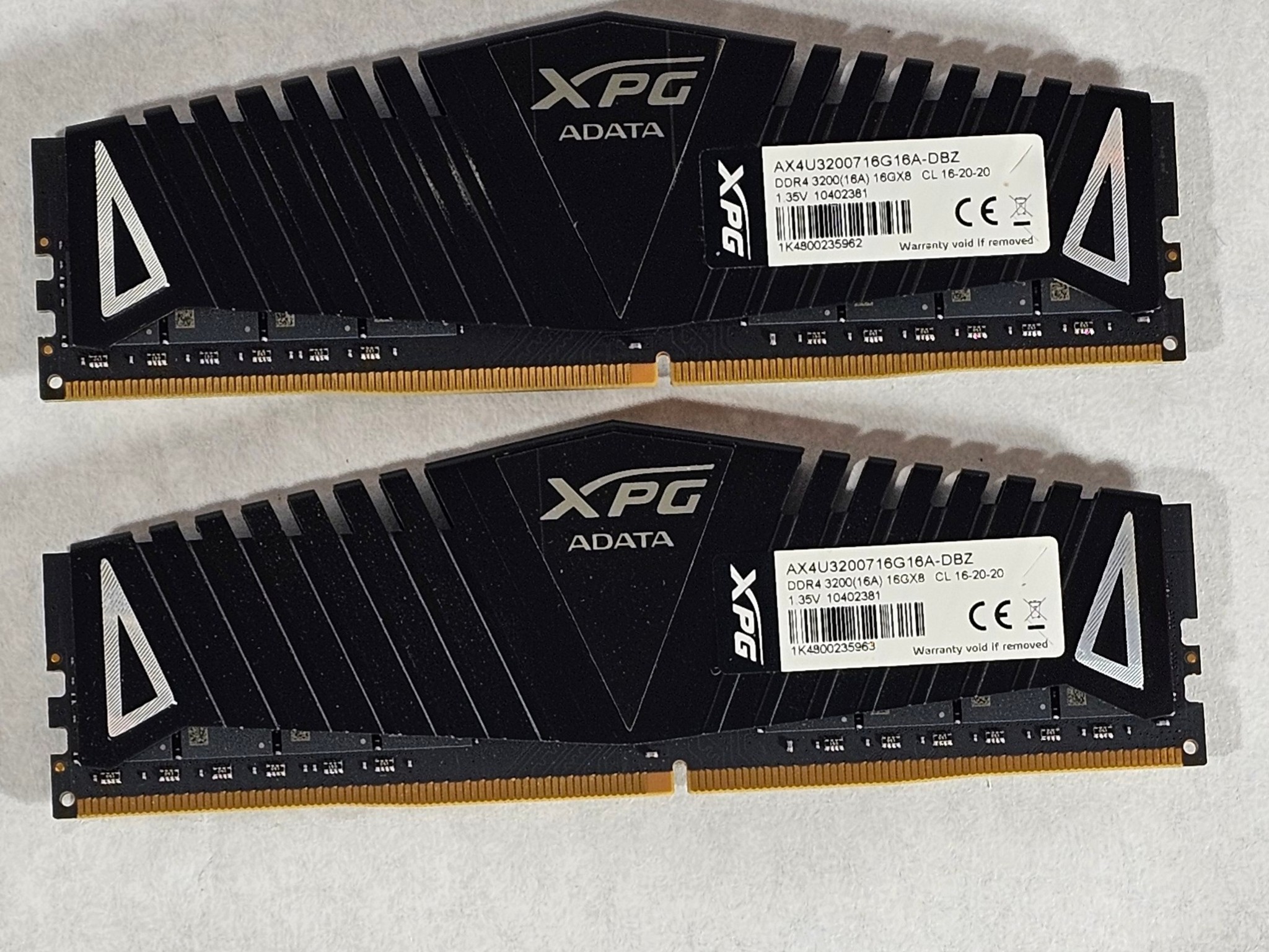32GB DDR4 (2x16GB) CL16 3200MHz XPG ADATA