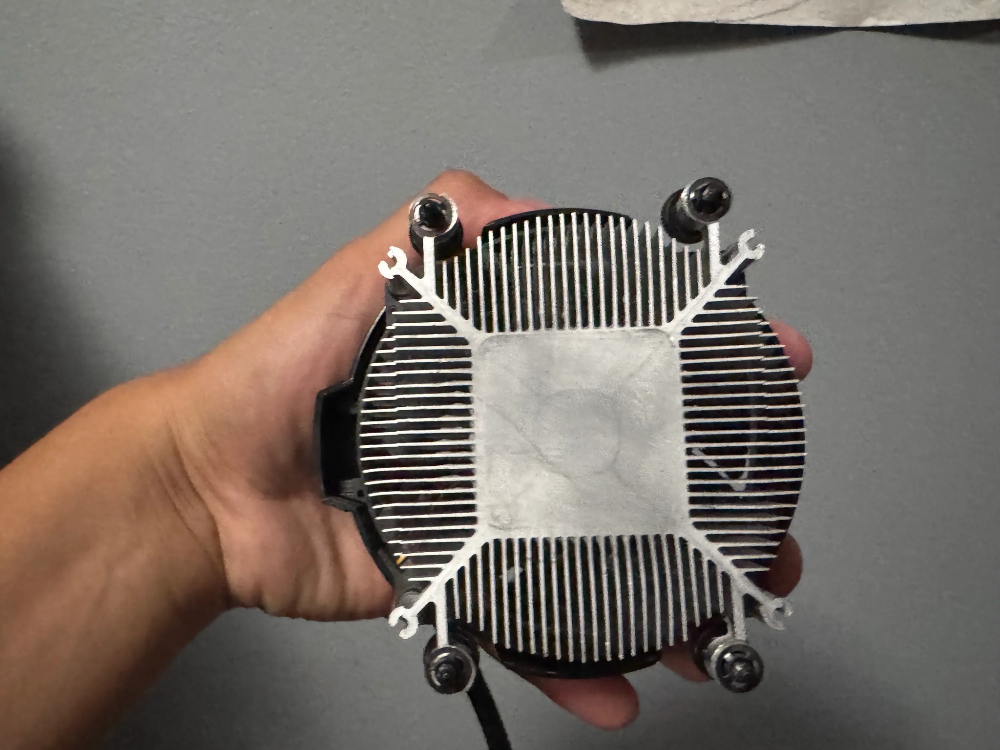 AMD Ryzen 5 5600G CPU/APU AM4 3.9 GHz Used - With Stock Cooler - NOT IN ORIGINAL BOX