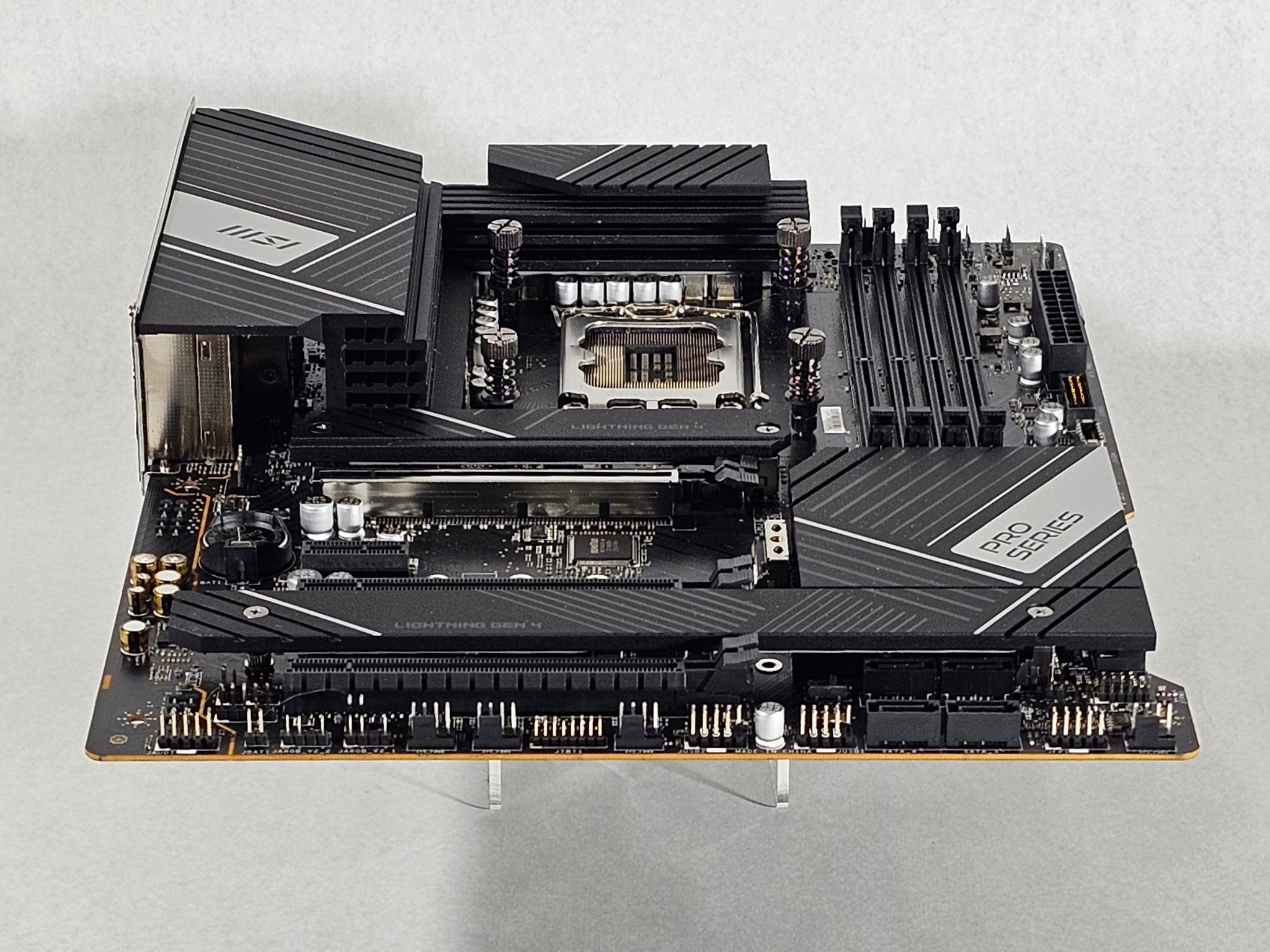 MSI PRO Z790-A WIFI ATX Intel LGA1700 PRO SERIES