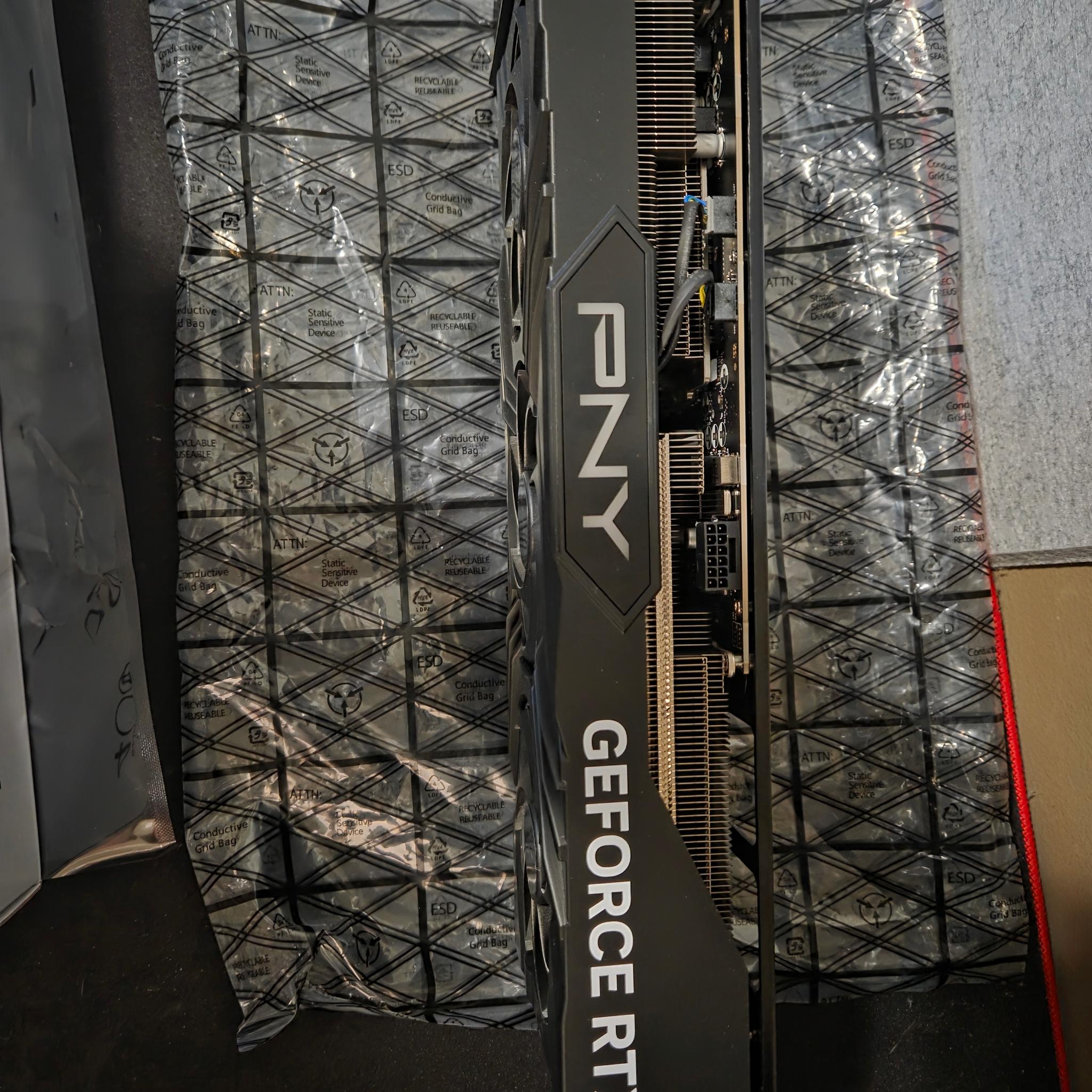 RTX 4080 Super - PNY VERTO OC