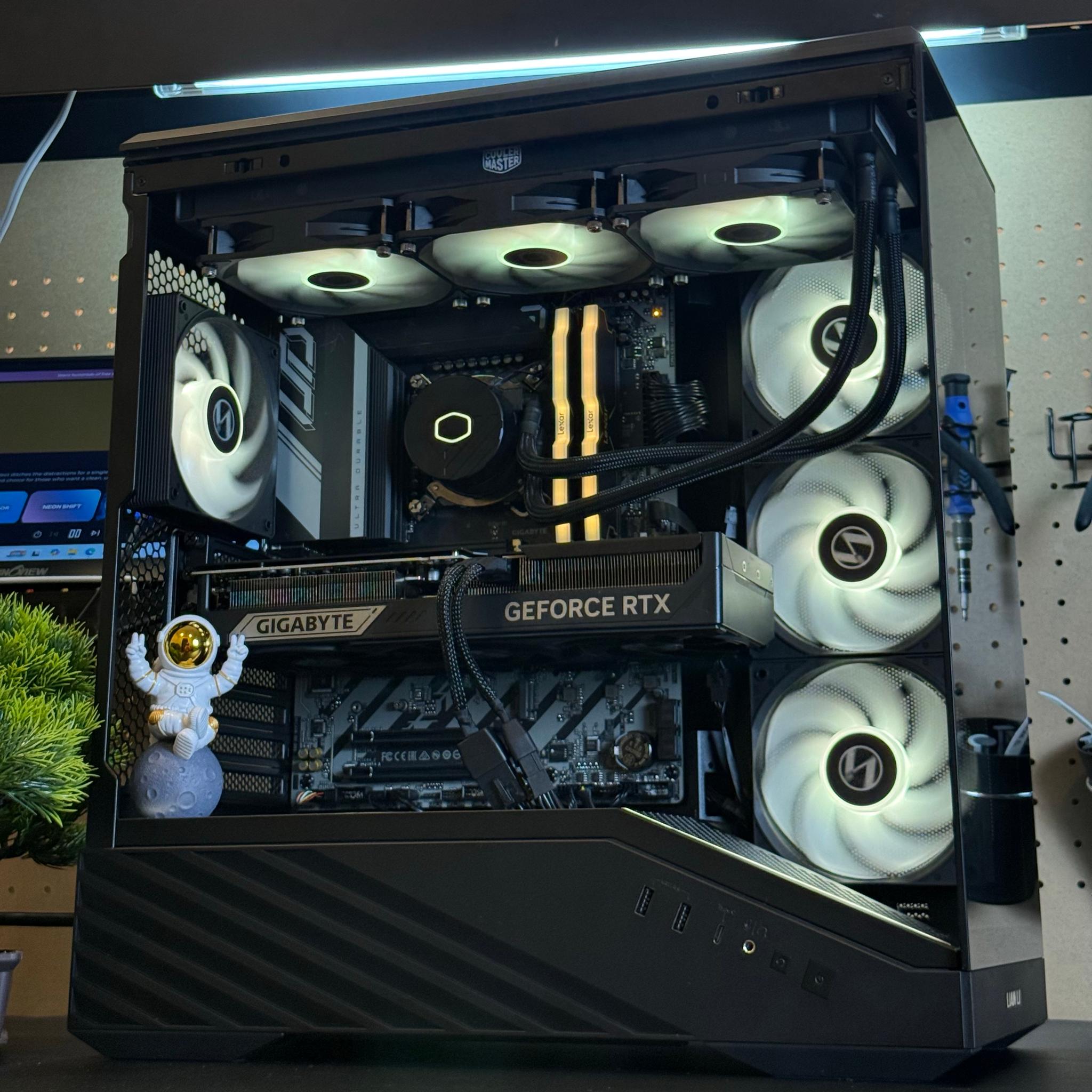 4K Gaming PC | RTX 5070 Ti | Intel Ultra 7 265KF | 32GB DDR5 RAM | 2TB | Windows 11