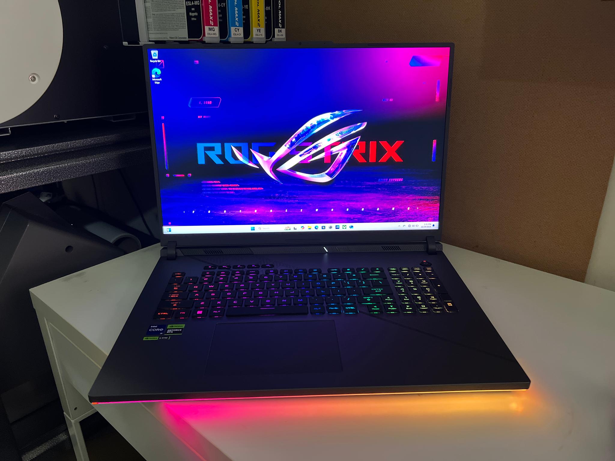 ASUS ROG Strix G18 18” intel i9 14900hx 32gb DDR5 rtx 4080 laptop