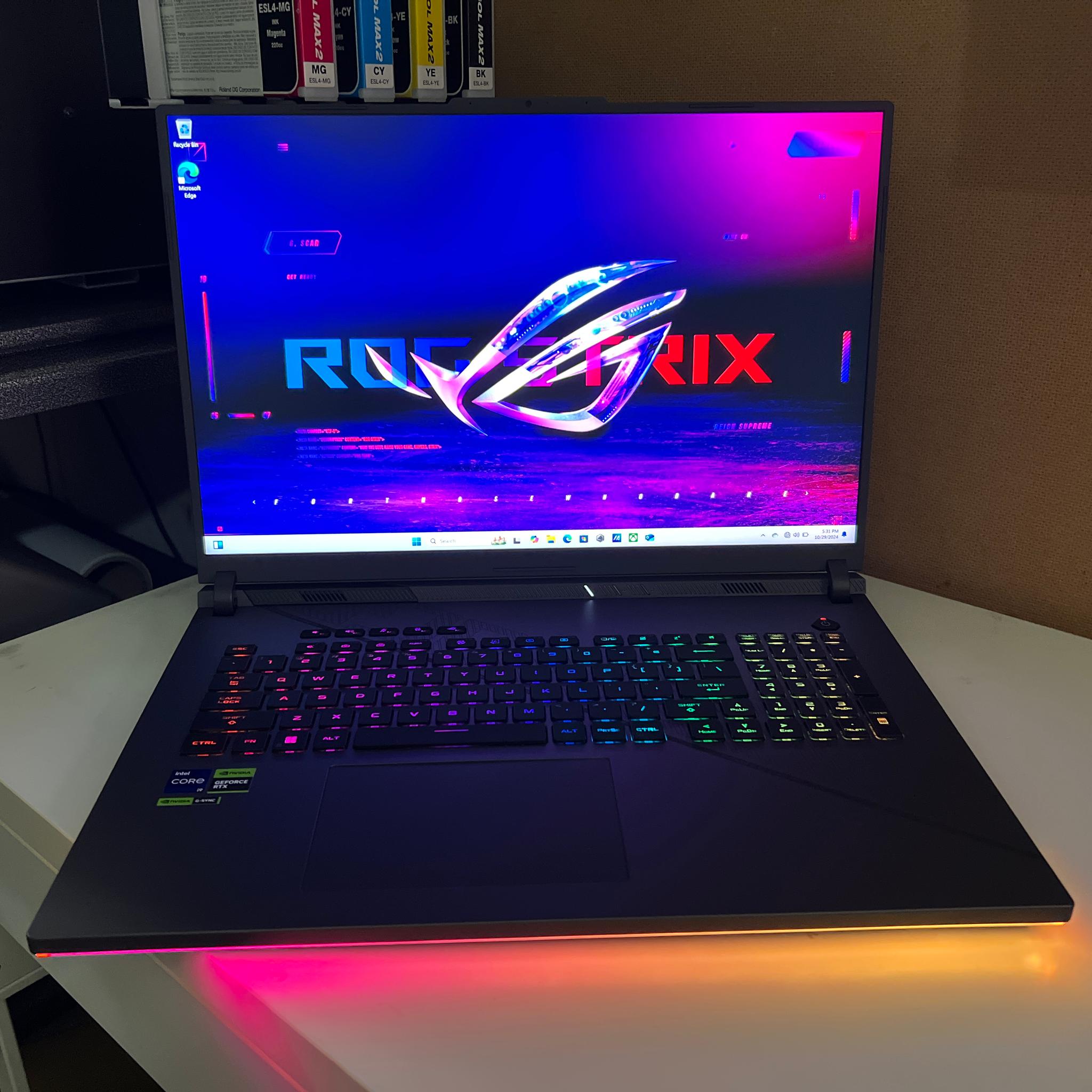 ASUS ROG Strix G18 18” intel i9 14900hx 32gb DDR5 rtx 4080 laptop