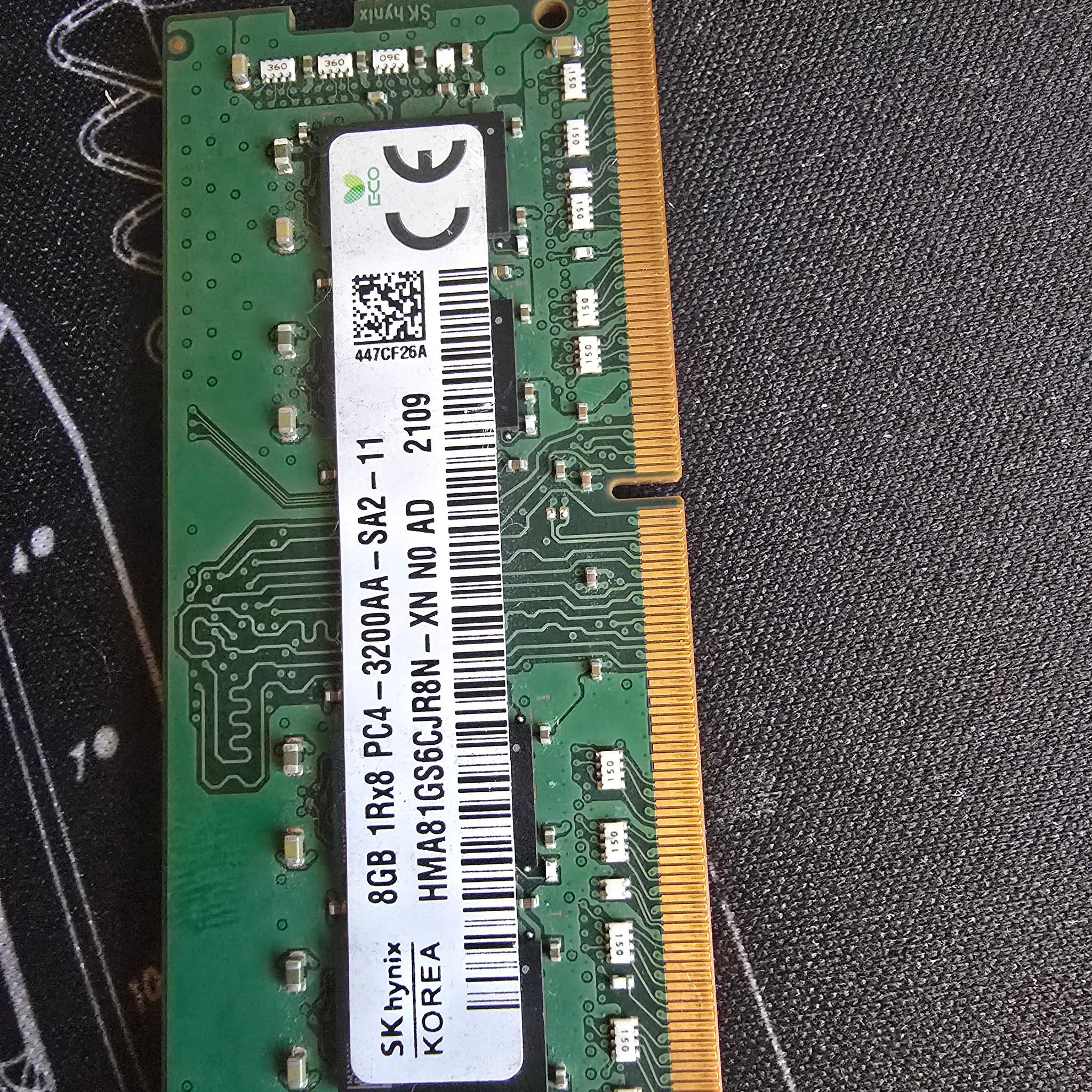 HMA81GS6CJR8N-XN - SK Hynix 1 x 8GB DDR4-3200 SODIMM PC4-25600S Single Rank x8 Module 1Rx8