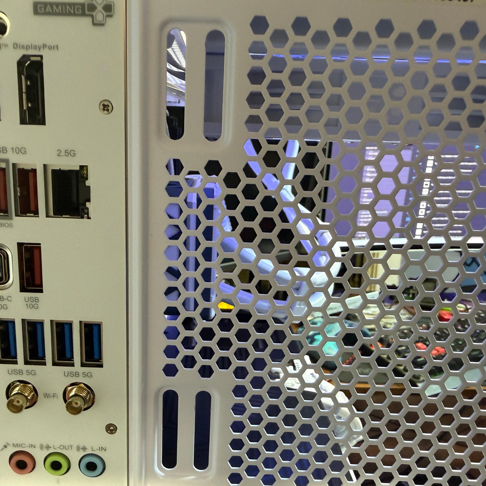 GeForce RTX 5080 Custom Gaming PC - Ryzen 7 9800X3D, 32GB RAM, 4TB NVMe SSD
