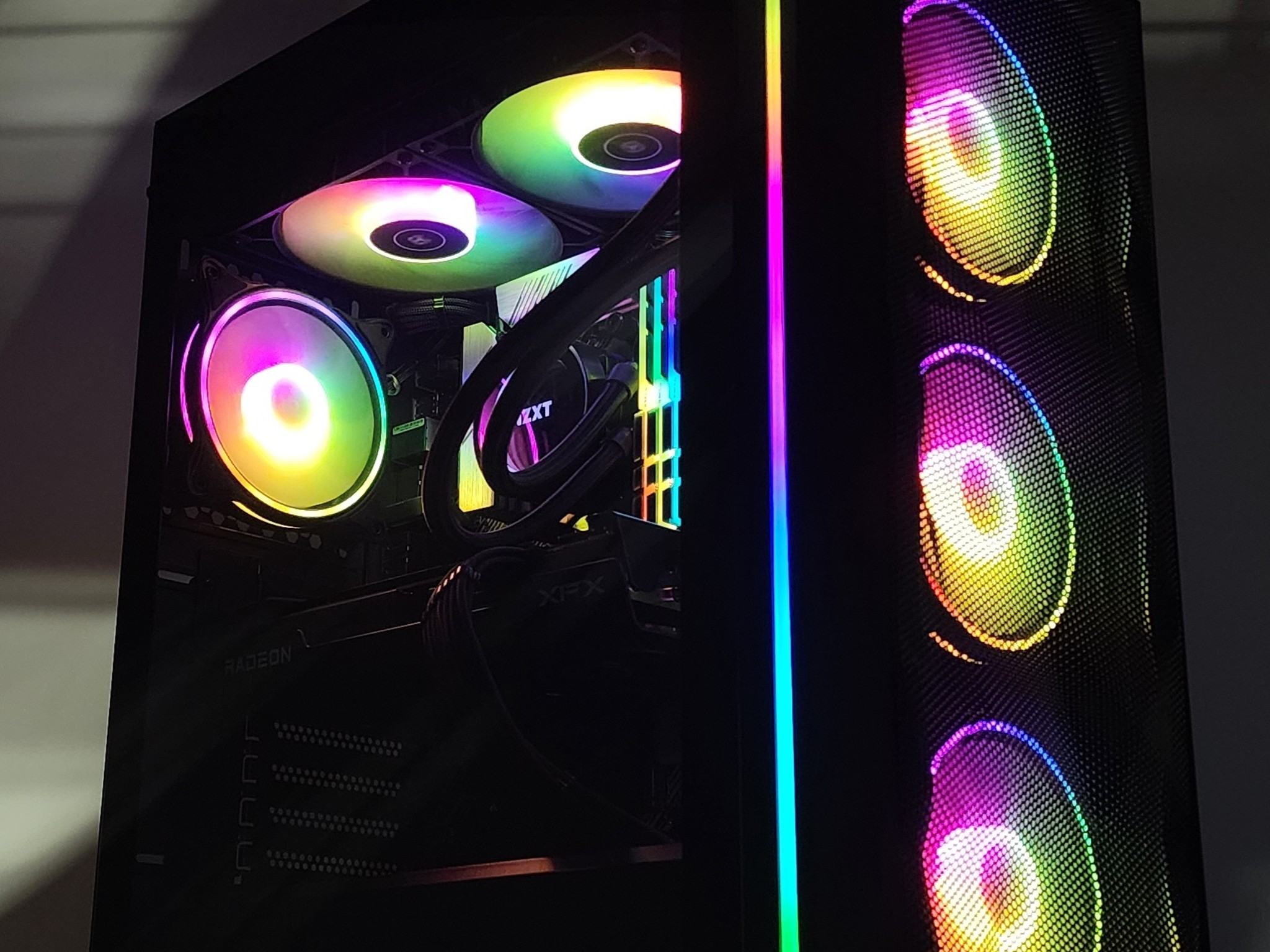 Gaming PC Ryzen 9 5950X 32GB RAM 1TB SSD RX 7600 XT 16GB Windows 11 PC