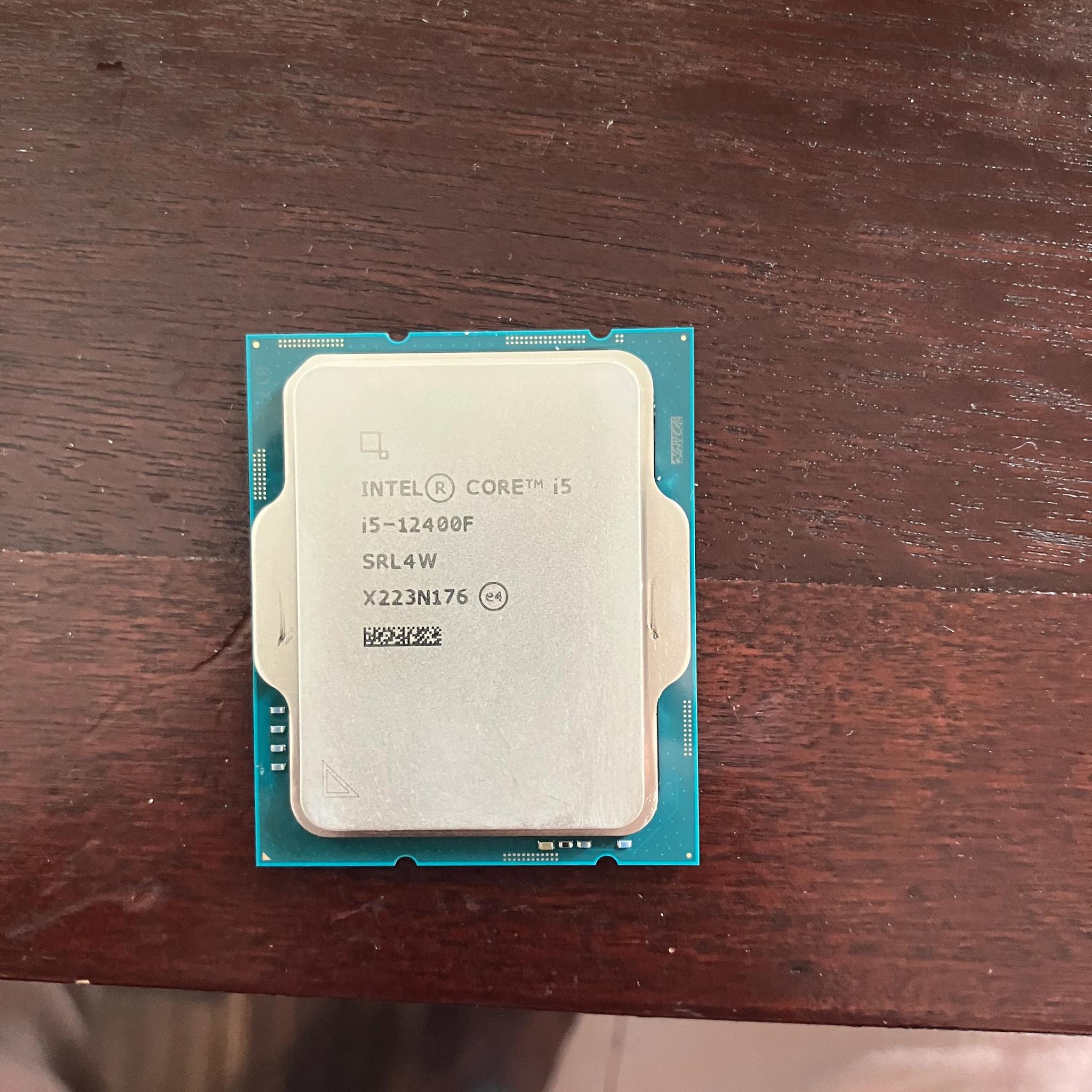 Intel core i5 12400F