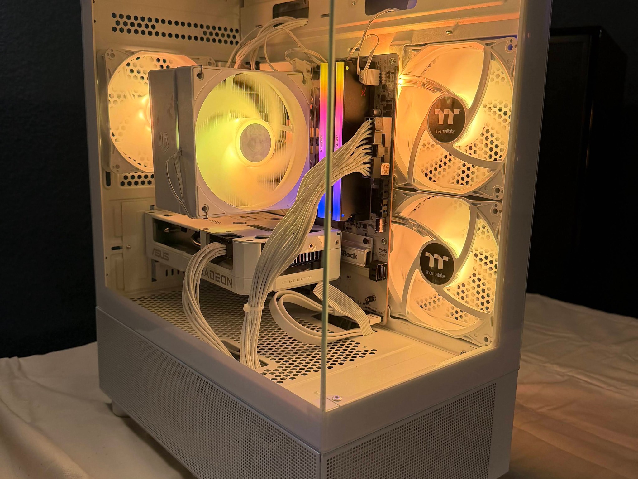 Brand New Custom Gaming PC | RX 9060 XT 16GB | Ryzen 5 9600X | 32 GB DDR5 RAM | 2TB NVMe SSD Gen 5
