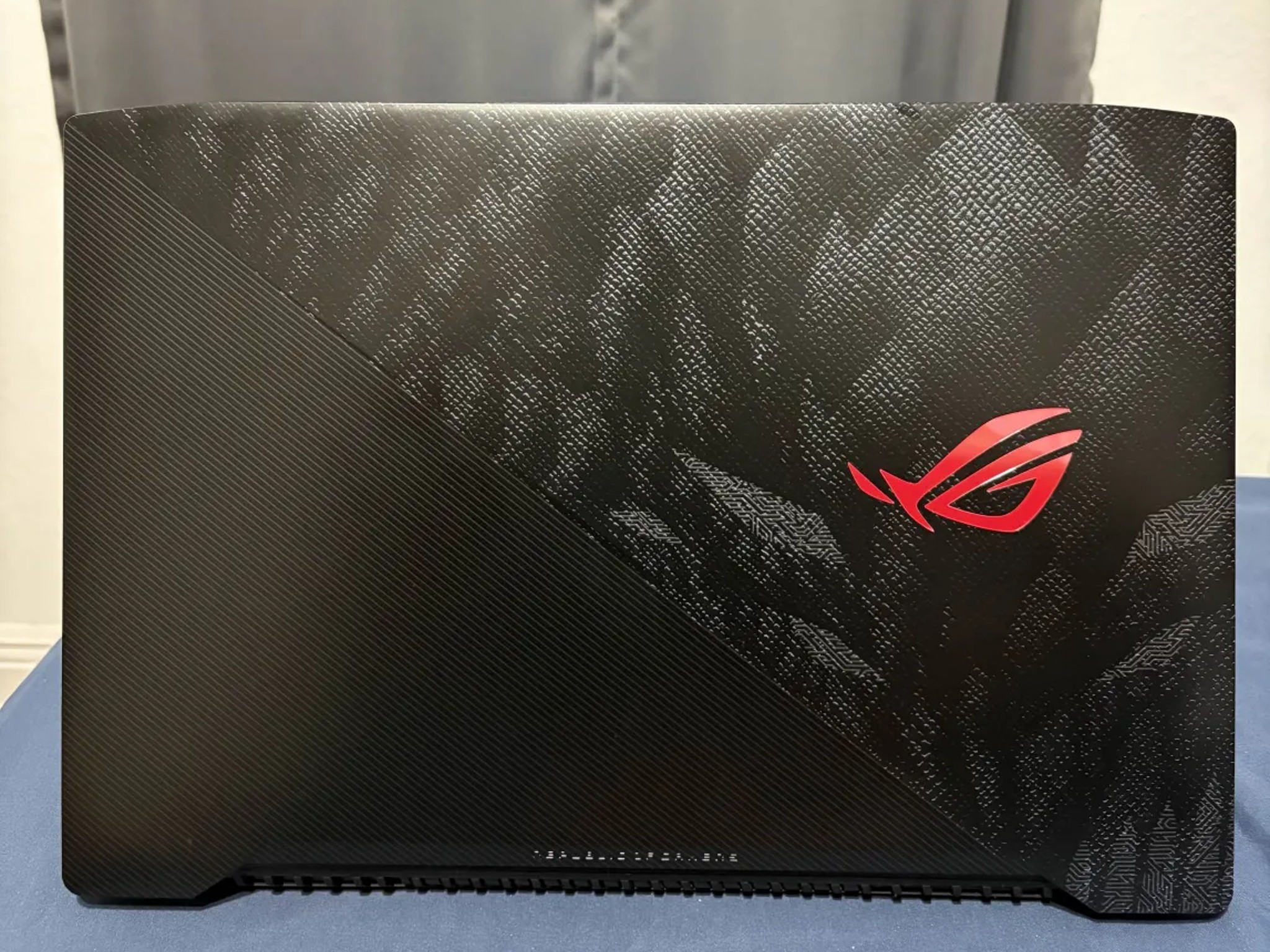 ASUS ROG Strix GL503GE Hero Edition Gaming Laptop 15.6" 120Hz i7-8750H GTX 1050 Ti 32GB RAM 1 TB