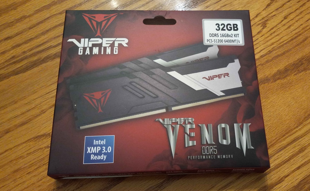 32 GB (2 x 16) Patriot Viper Venom DDR5 @ 6400 MT/s | Jawa