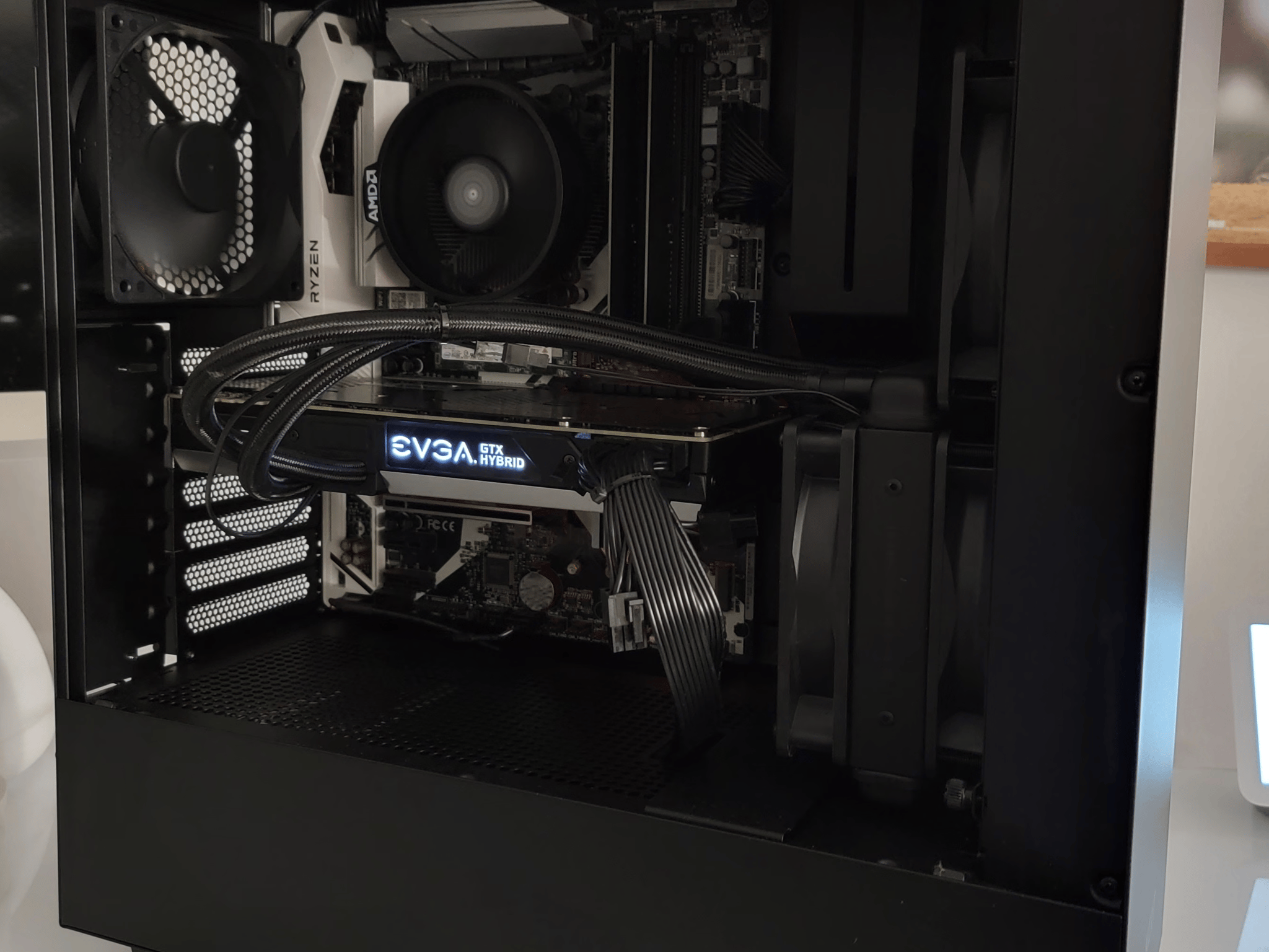 Budget Gaming PC - Featuring Ryzen 5 2600x and GTX 980 Ti Hybrid