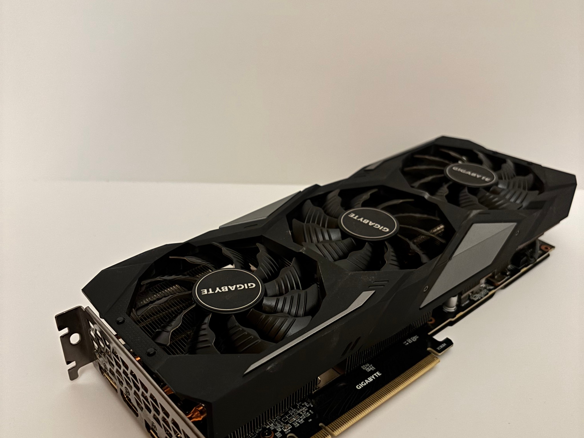 Gigabyte Windforce OC GeForce RTX 2070 Super 8GB GDDR6 Graphics Card