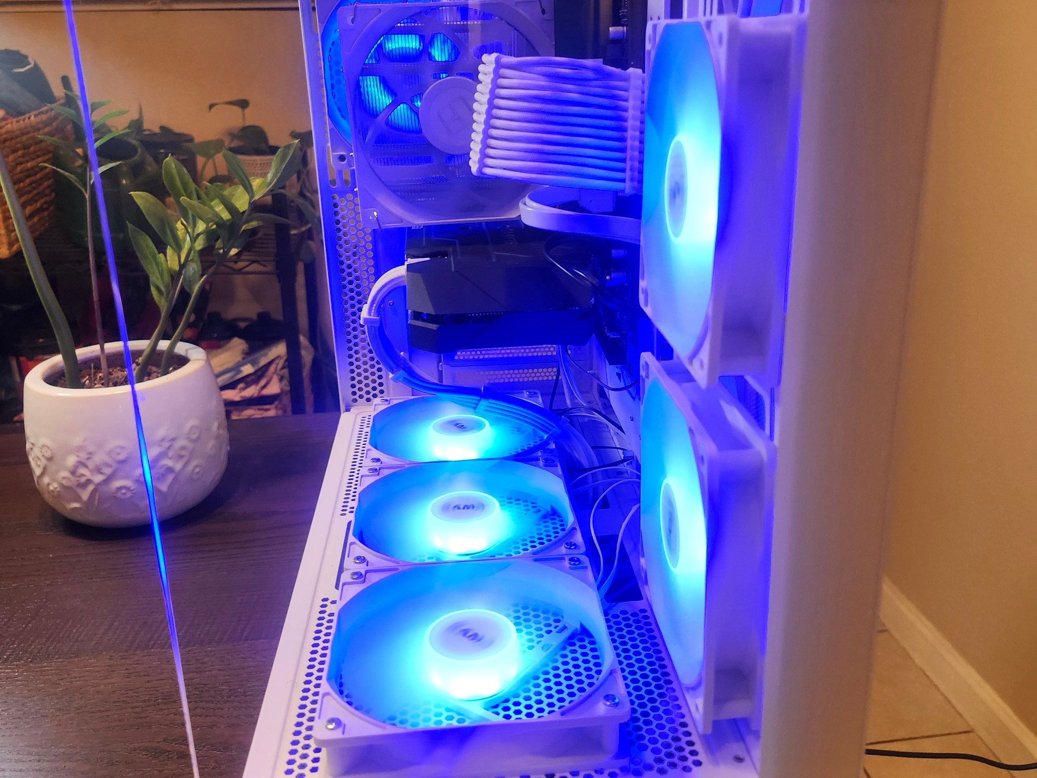 All White Gaming PC | i7-6700 + GTX 1660 SUPER | 16GB RAM | 500GB SSD