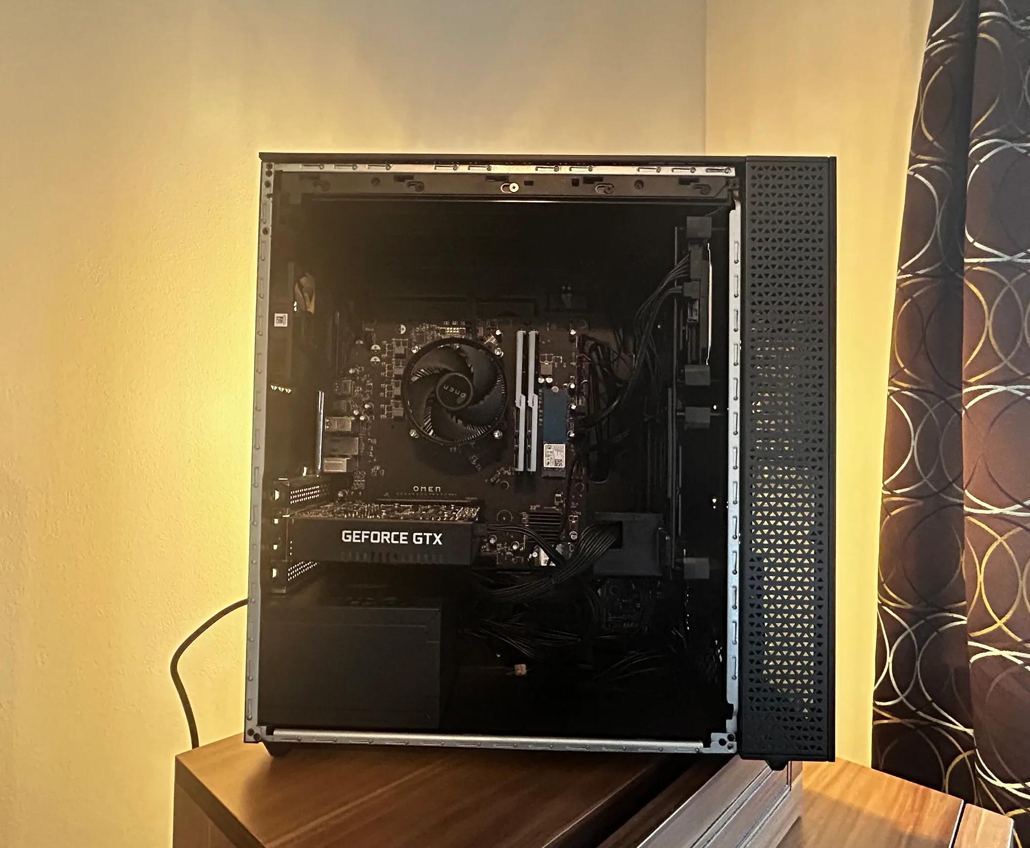GTX 1660 SUPER || RYZEN 5 3600 || 16GB DDR4 RAM || 256GB M.2 NVMe SSD & 1TB HDD || WI-FI & BLUETOOTH