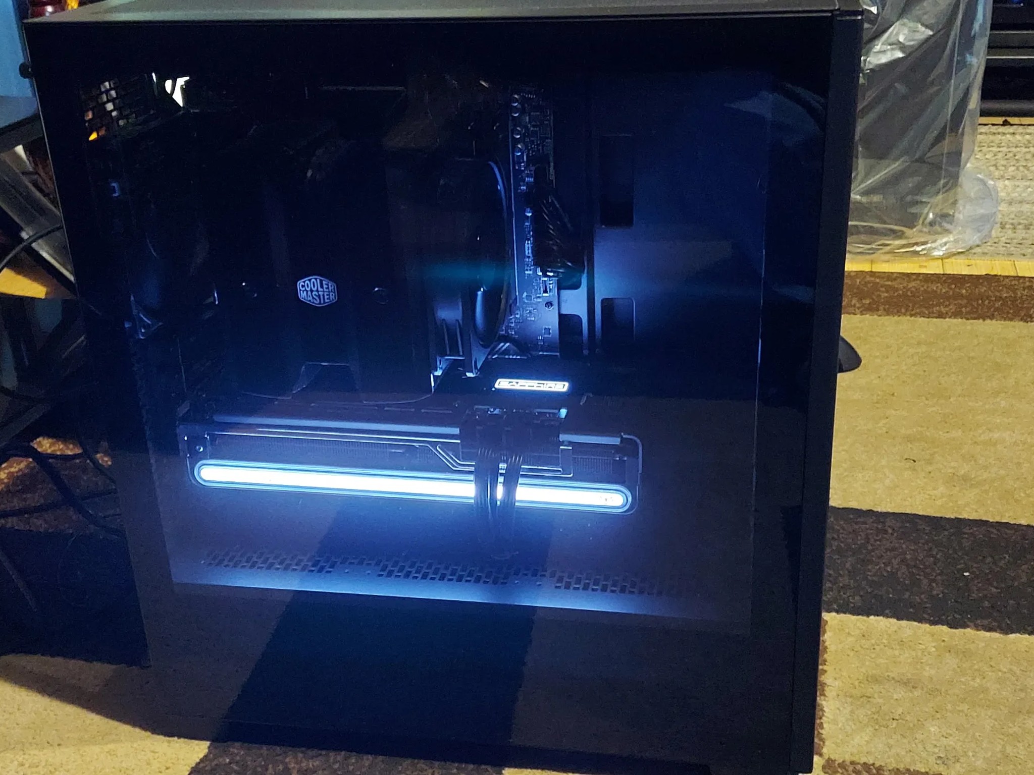 Stealth Ryzen 7700X/RX 7800XT Gaming PC