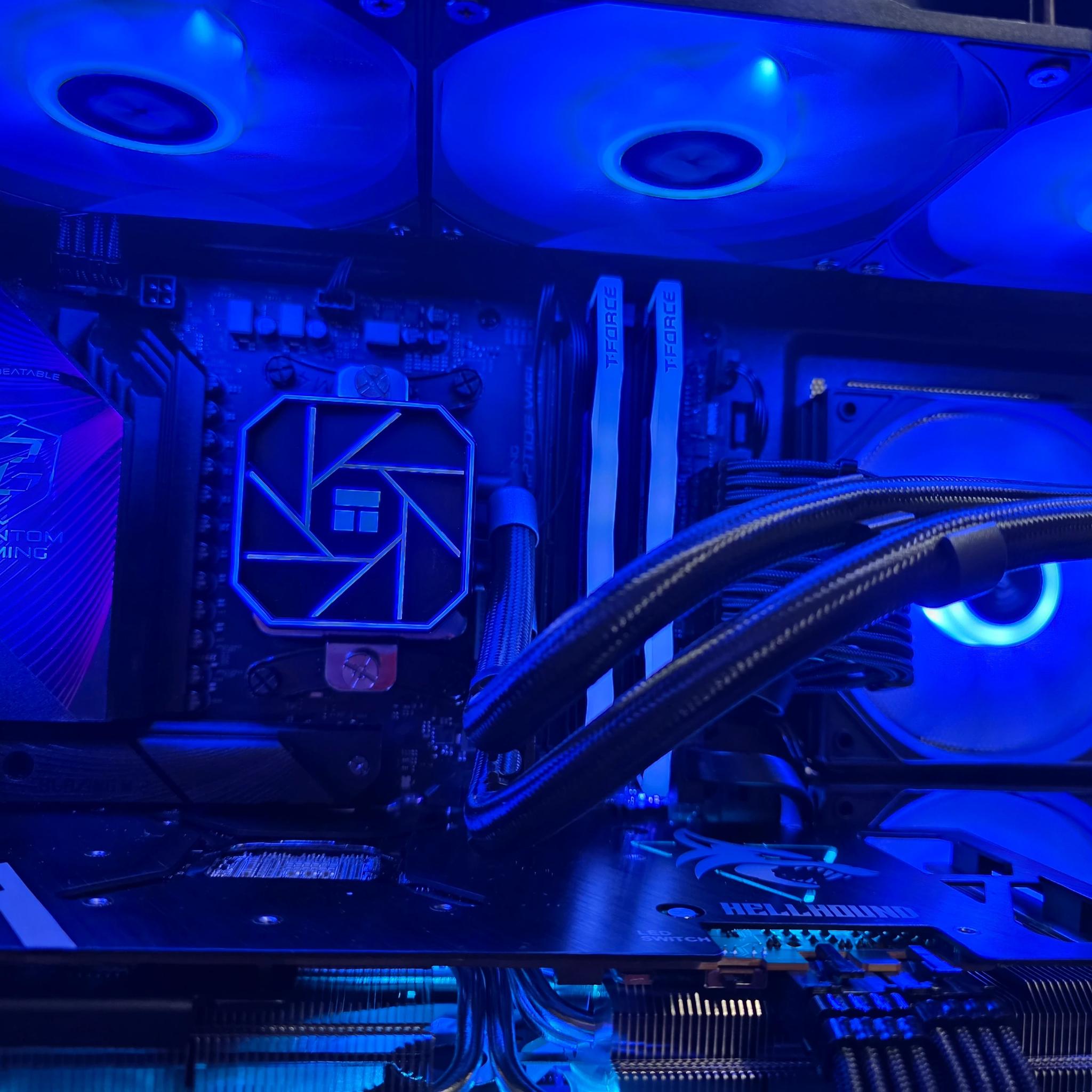 Fresh Build Gaming PC 9800X3D-32GB Ram-RX 7900XTX Hellhound with 2TB SSD