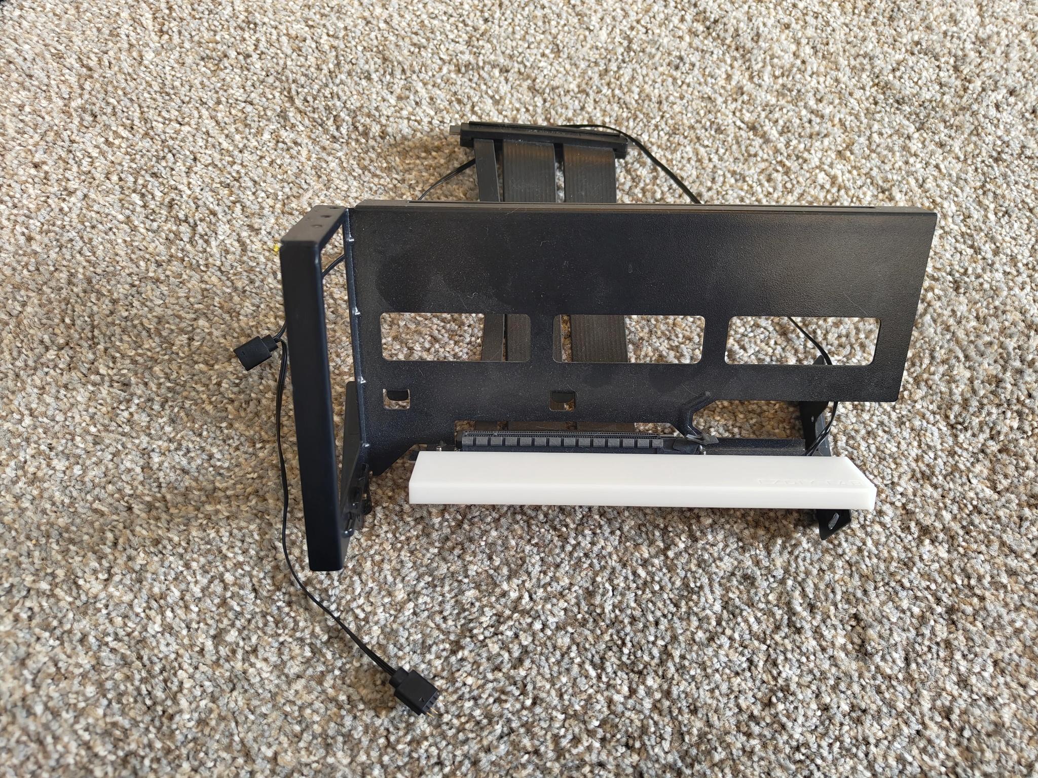 RGB Vertical GPU Mount